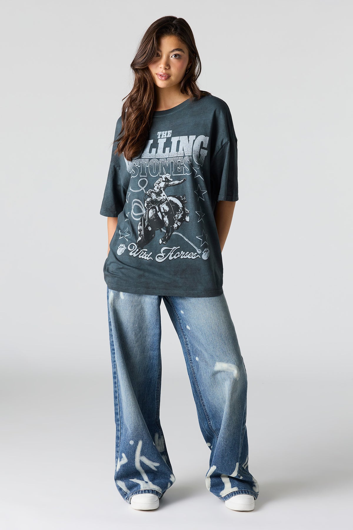 Alt View 3. Oversized The Rolling Stones Graphic Washed T-Shirt - Charcoal