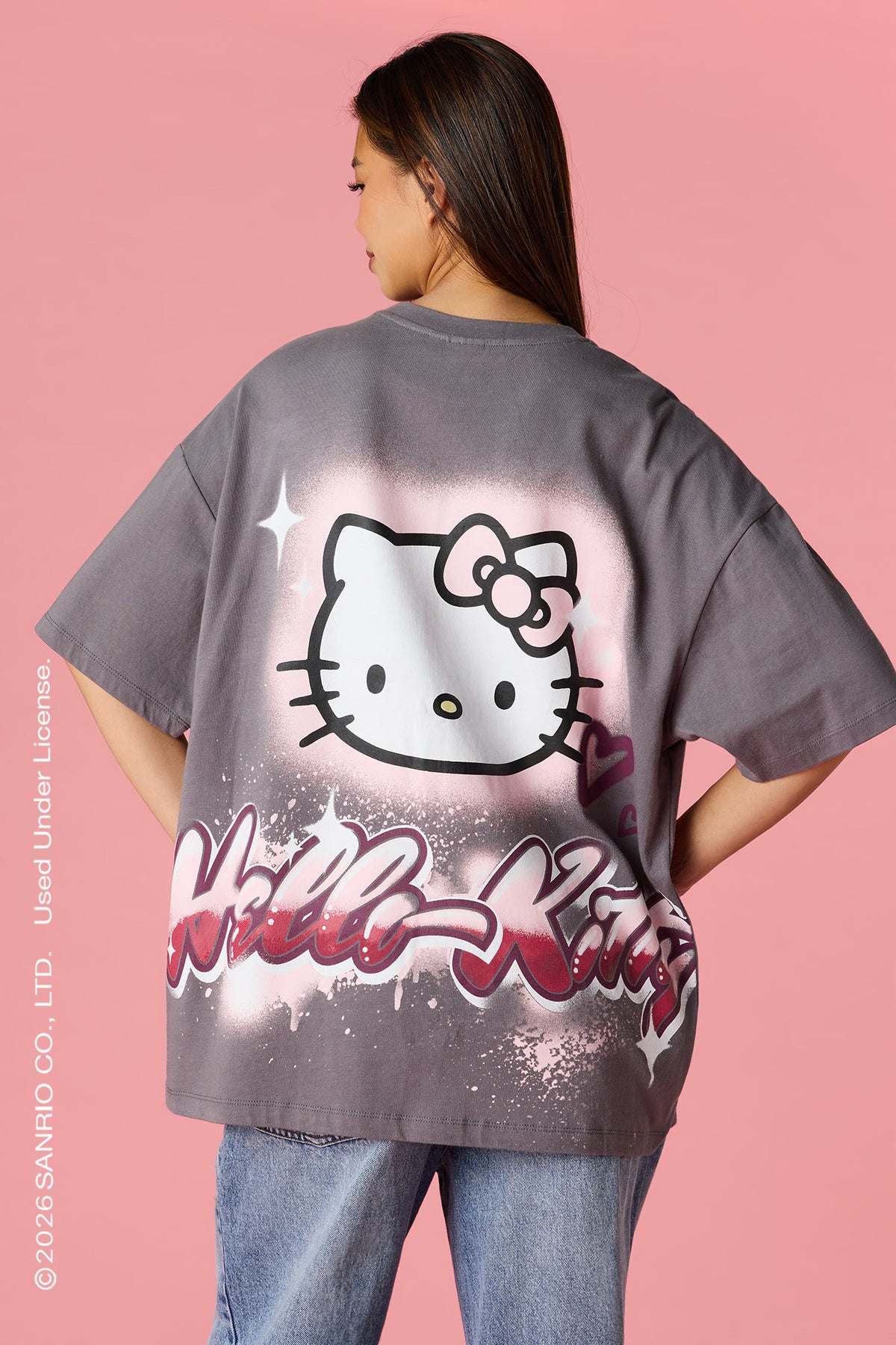 Vue alternative 2. T-shirt surdimensionné à imprimé Hello Kitty®
