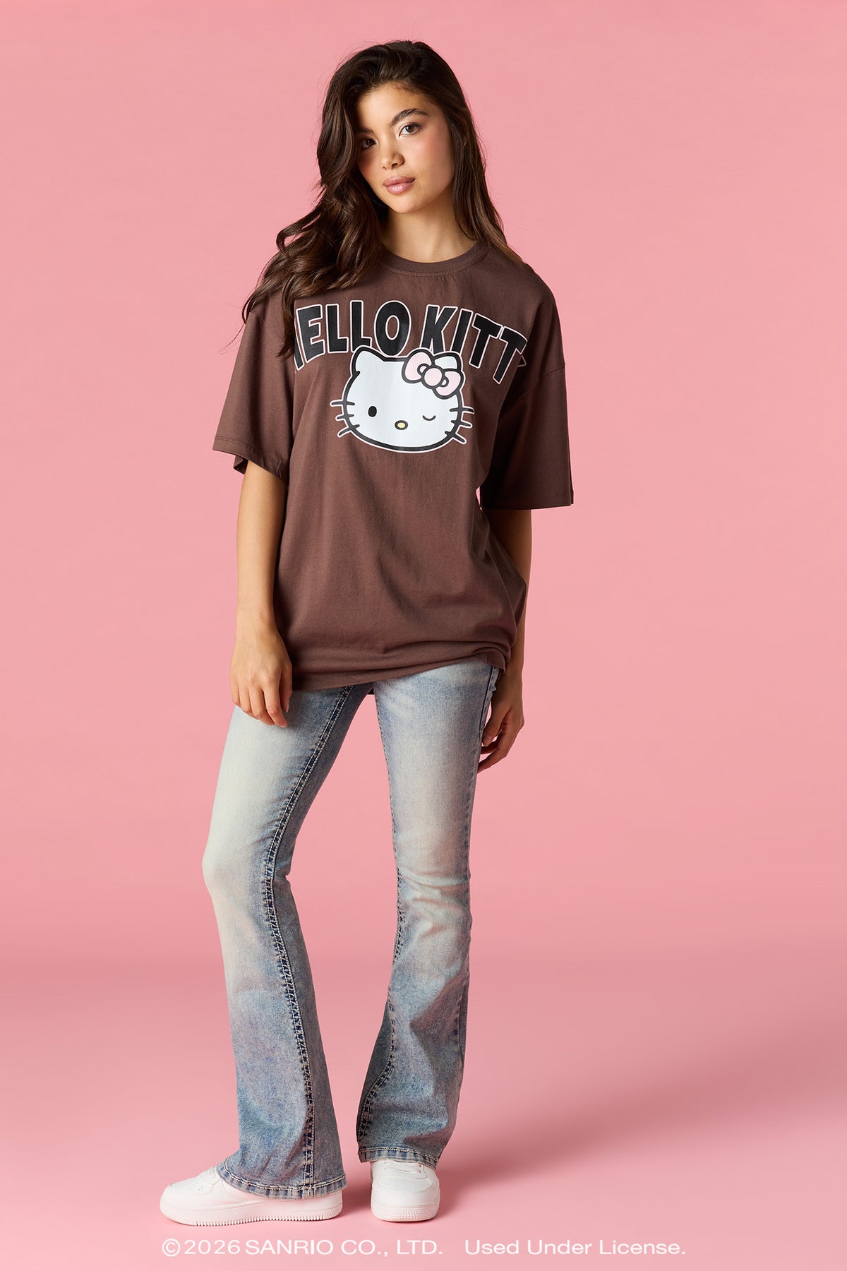 Vue alternative 3. T-shirt surdimensionné à imprimé Hello Kitty®