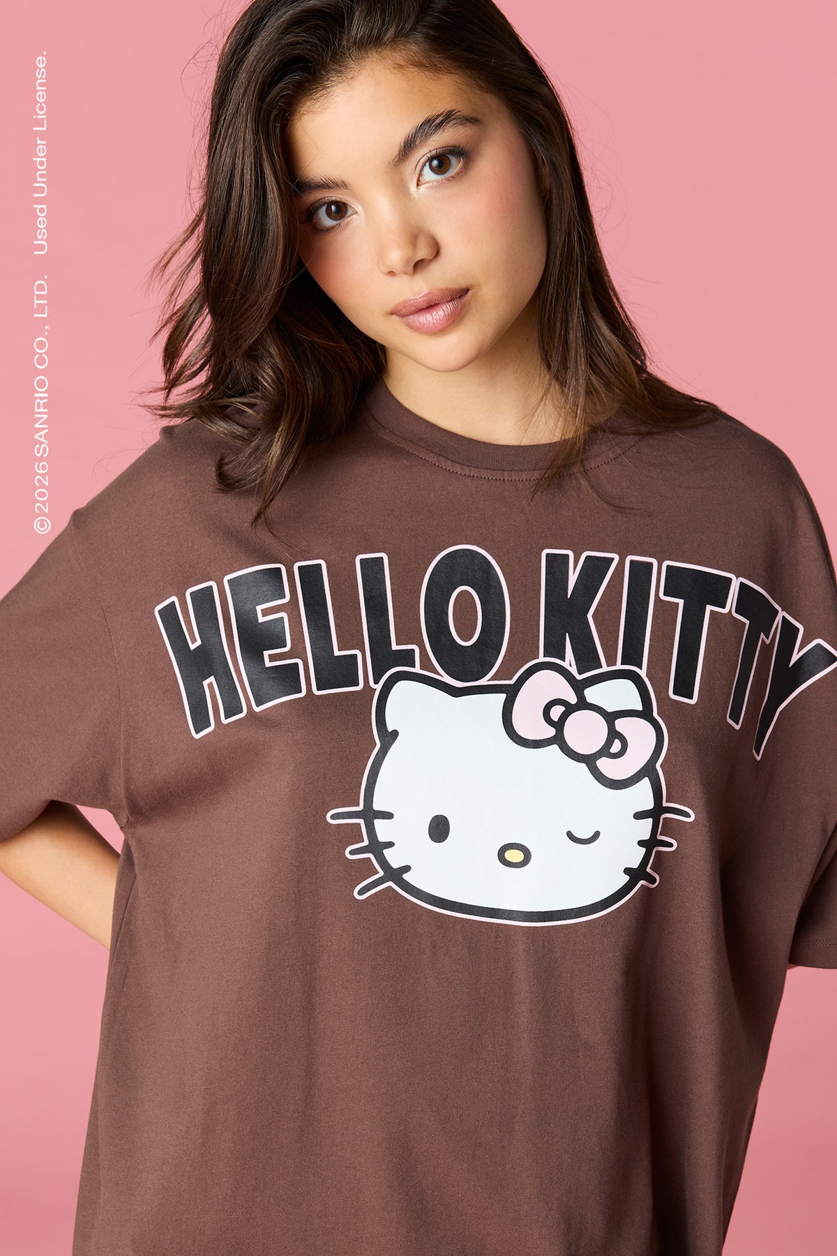 Vue alternative 4. T-shirt surdimensionné à imprimé Hello Kitty®