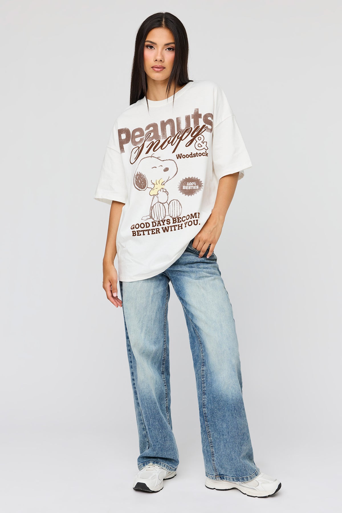 Vue alternative 3. T-shirt surdimensionné à imprimé Peanuts