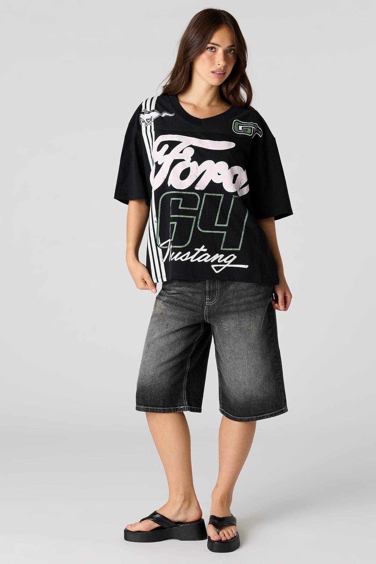 Alt View 3. Ford Graphic V-Neck T-Shirt - Black
