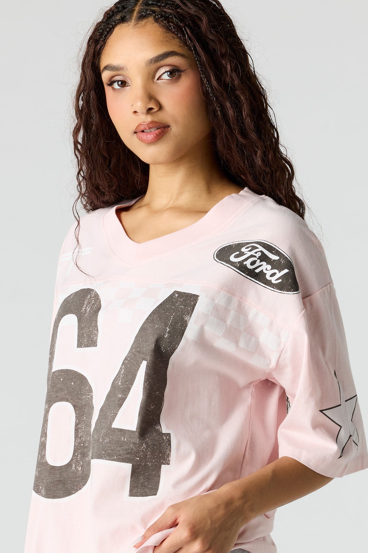 Vue alternative 5. T-shirt col en V à imprimé Ford