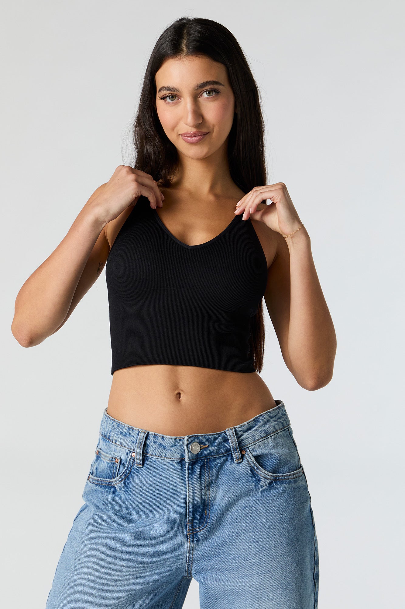 Seamless Ribbed V-Neck Cami with Built-In Bra Cups