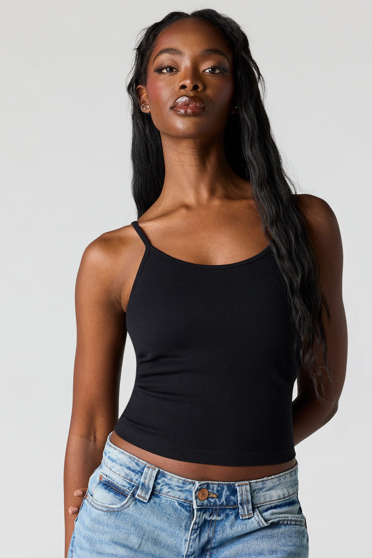 Débardeur côtelé sans couture ni soutien-gorge intégré avec encolure dégagée