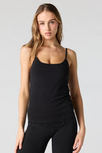 Camisole profilée en en dentelle douce