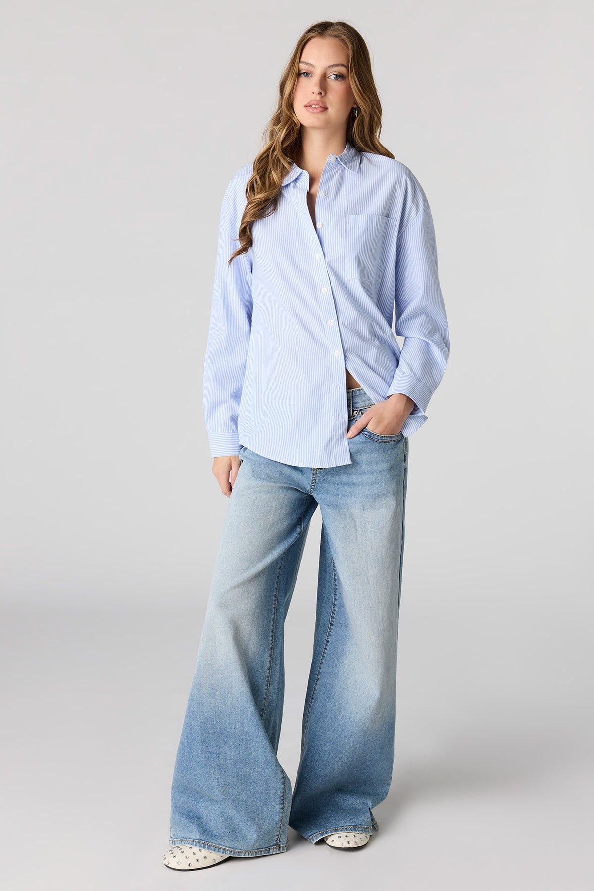 Soho Stretch Low Rise Super Baggy Medium Jean - Medium Blue