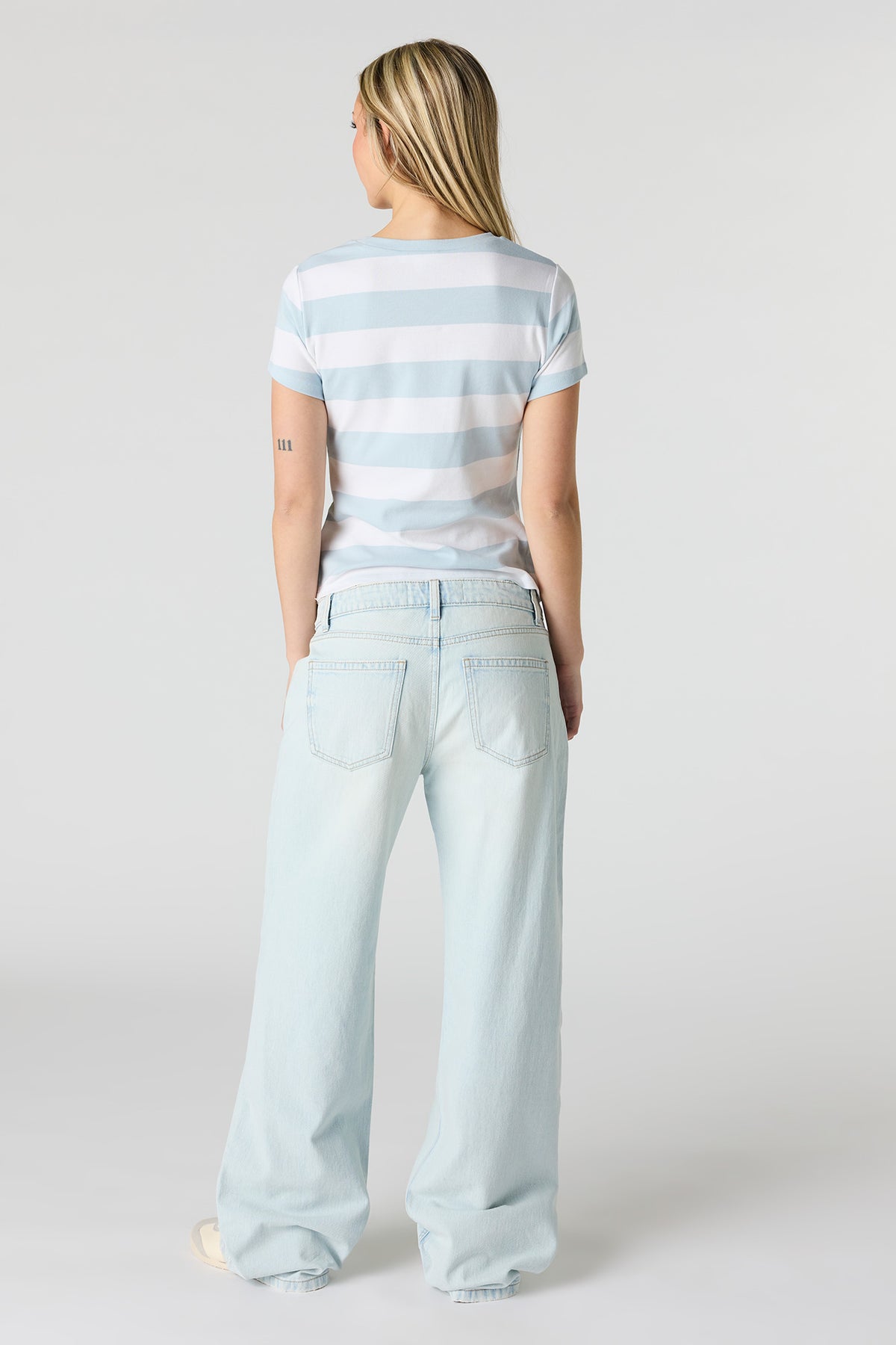 Alt View 3. Brooklyn Low Rise Baggy Light Jean - Light Denim Blue
