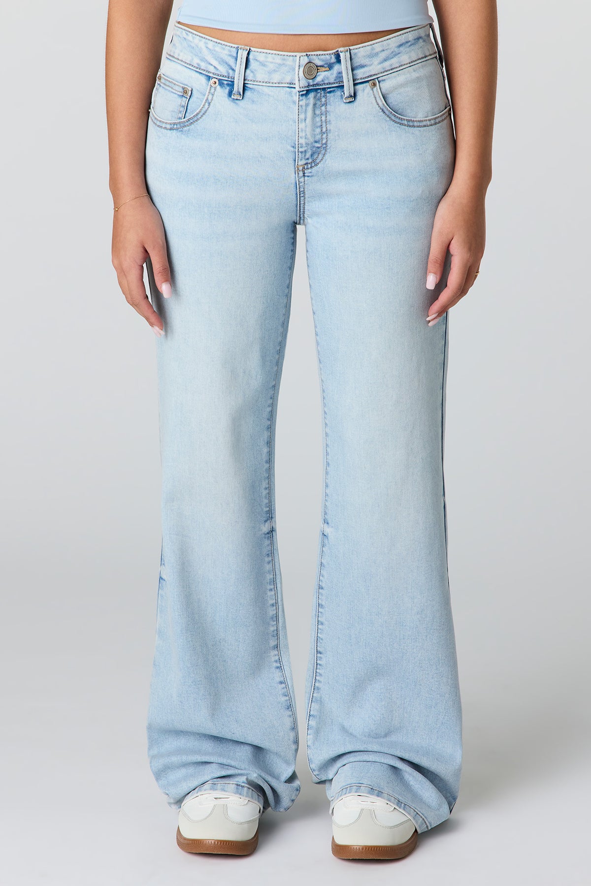 Alt View 2. Stretch Low Rise Relaxed Flare Light Jean - Light Denim Blue