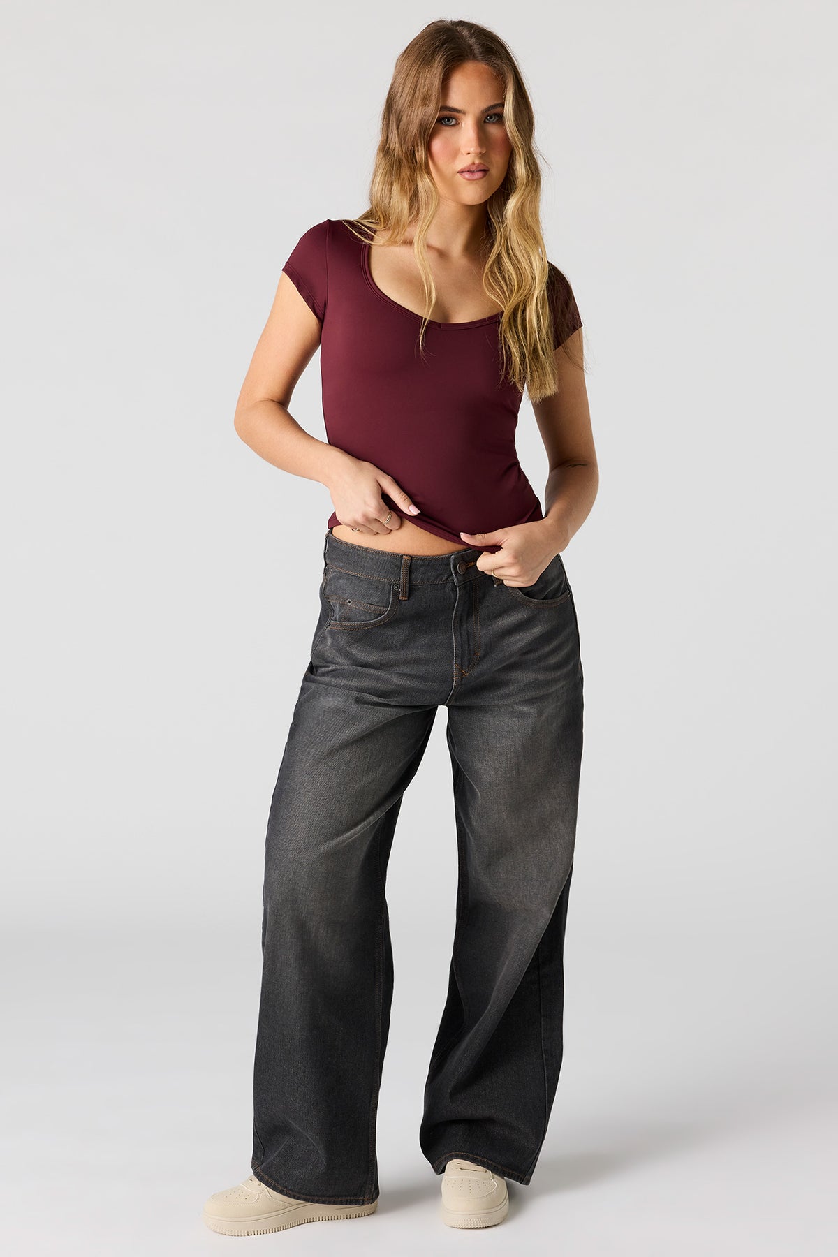 Alt View 3. Luxe Heavy Contour Short Sleeve Top - Burgundy