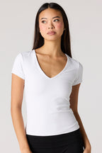 T-shirt profilé à encolure en V