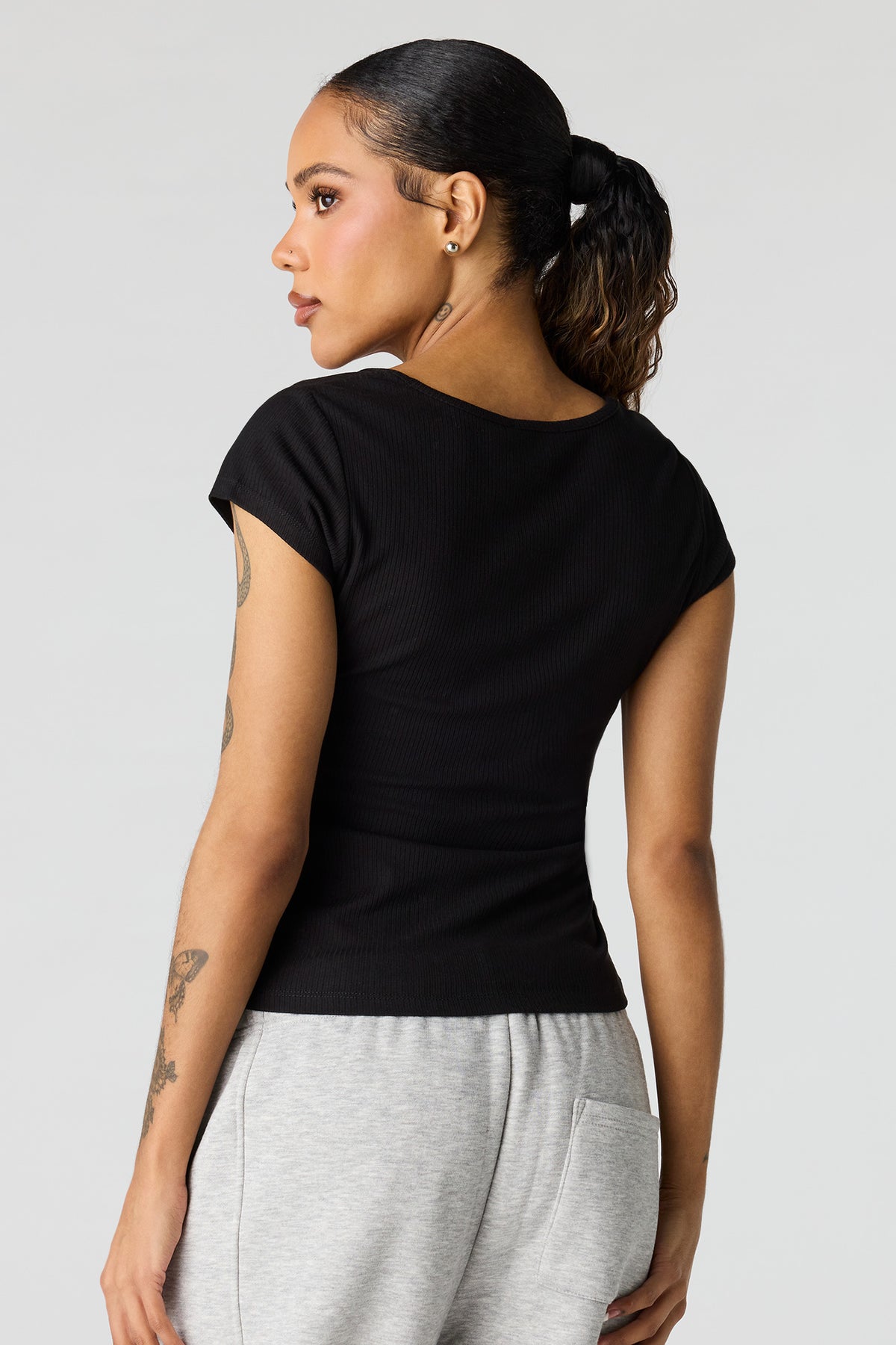 Alt View 2. Scoop Neck Ribbed T-Shirt - Black