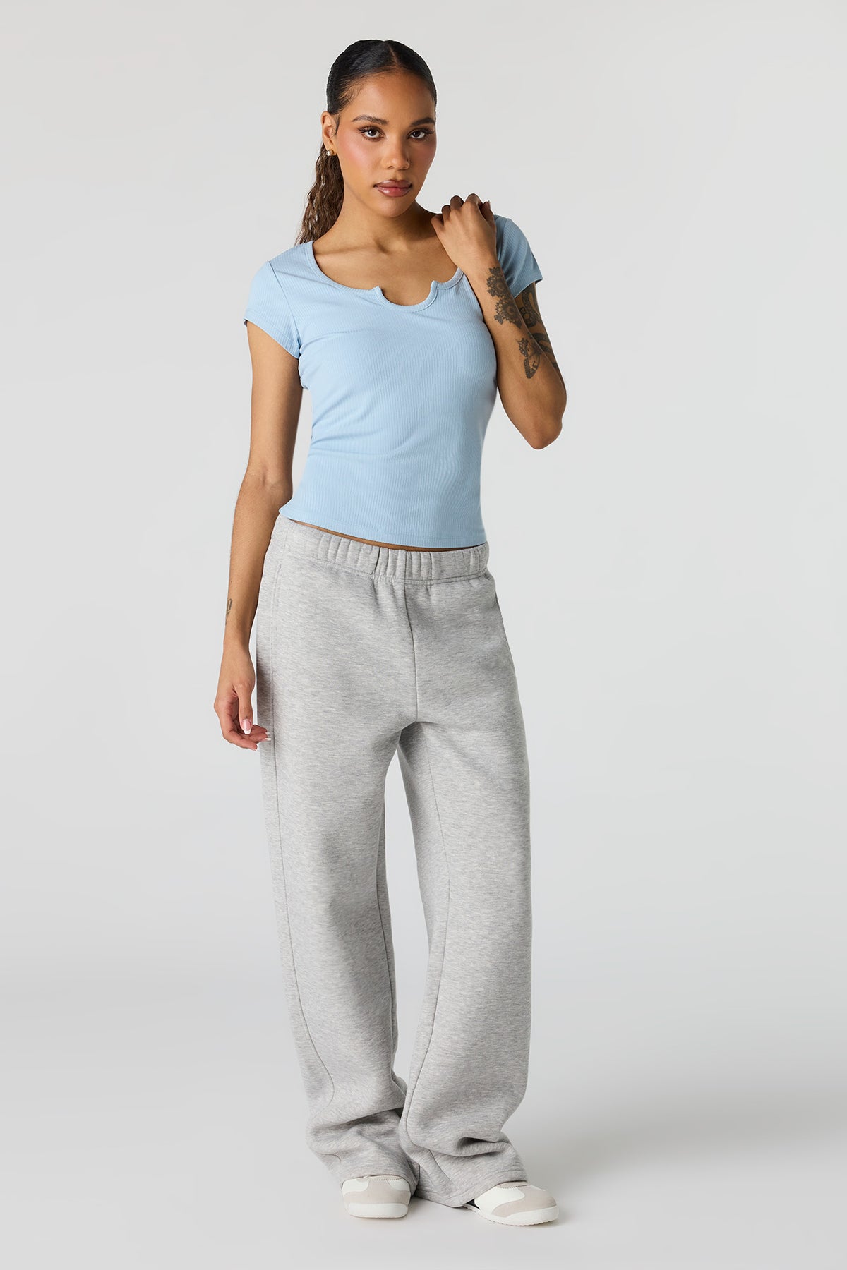 Alt View 3. Scoop Neck Ribbed T-Shirt - Light Blue
