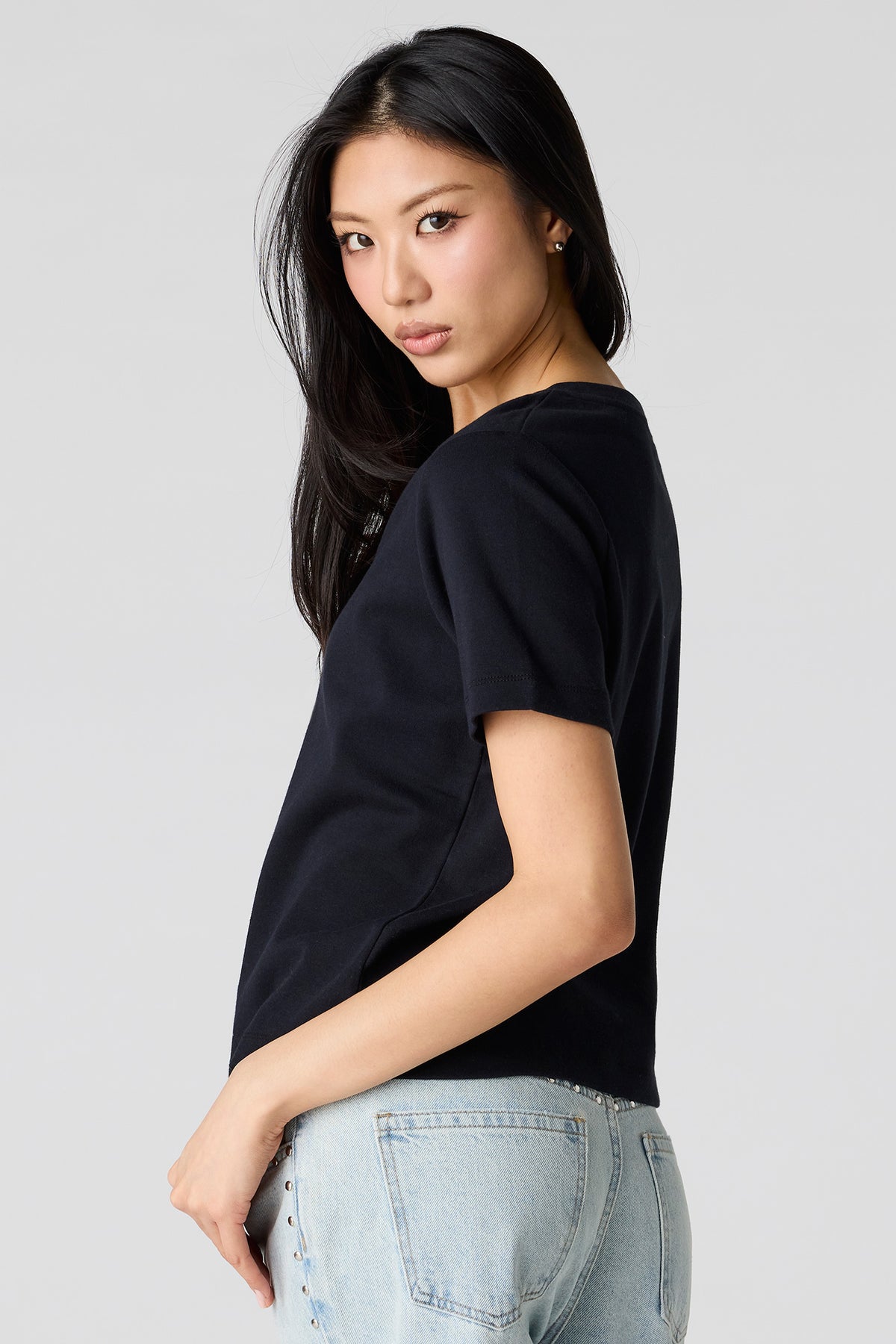 Alt View 2. Luxe Heavy Cotton Boxy V-Neck T-Shirt - Black