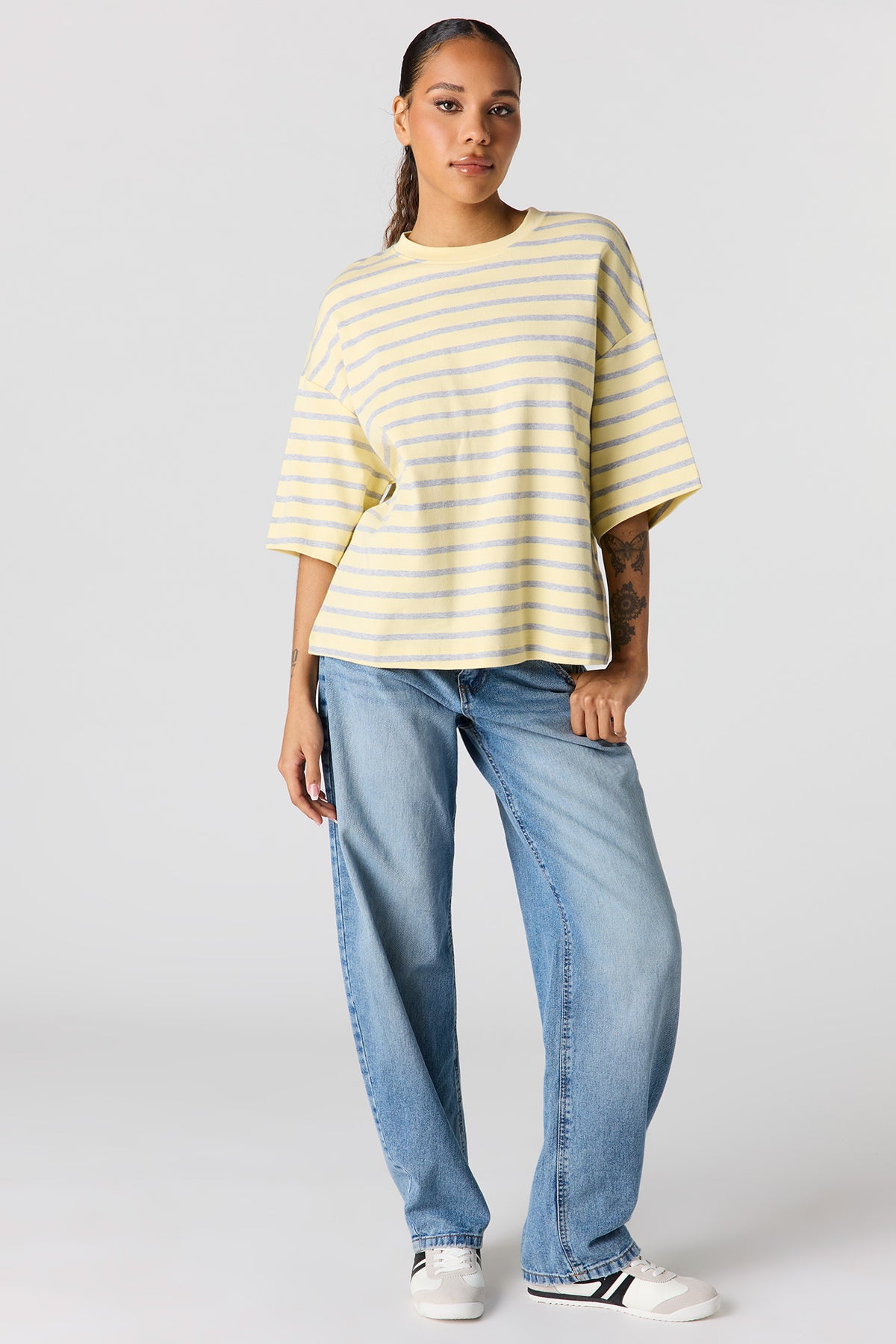 Alt View 3. Oversized Boxy T-Shirt - Mustard