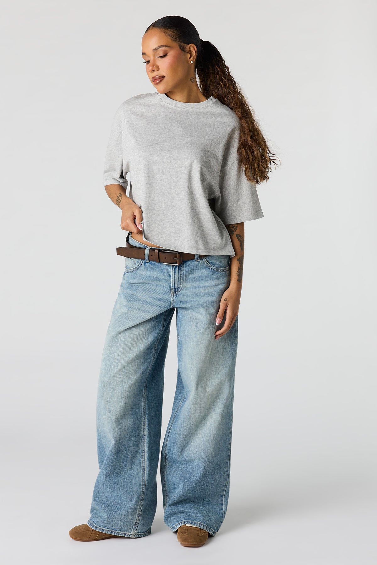 Vue alternative 3. T-shirt carré en coton de luxe épais