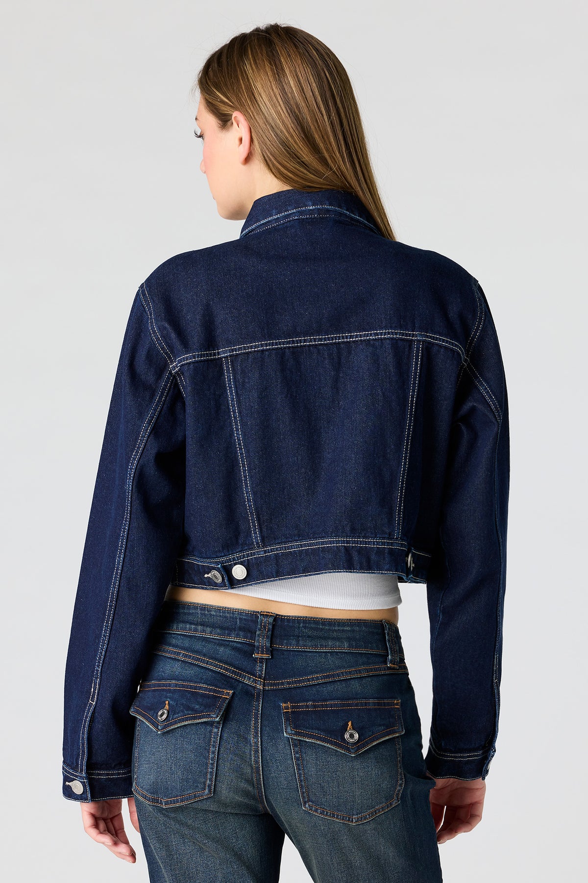 Alt View 2. Cropped Denim Jacket - Rinse Denim
