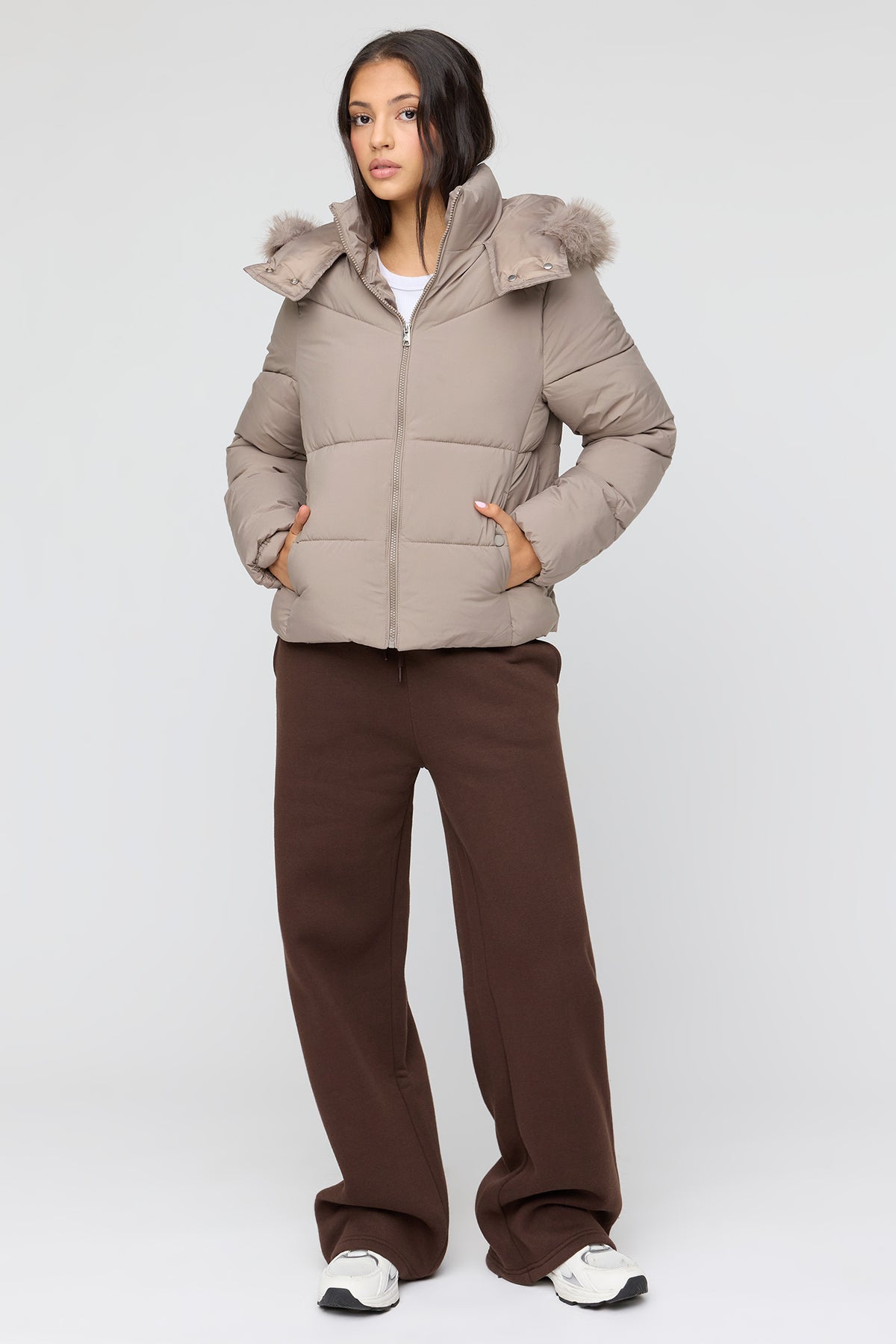 Alt View 3. Faux Fur Hooded Puffer Jacket - Taupe