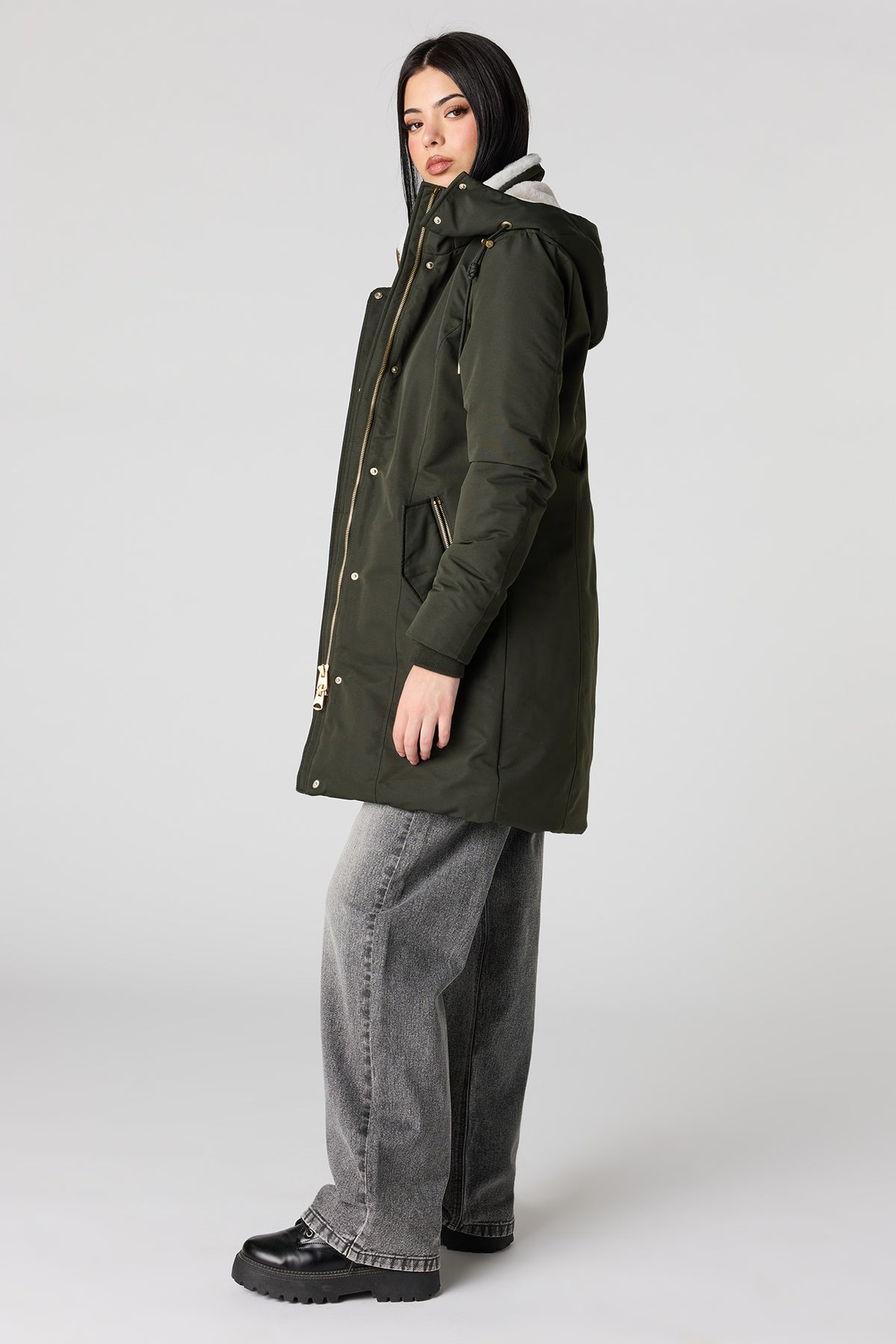 Alt View 2. Faux Fur Trim Parka - Dark Green