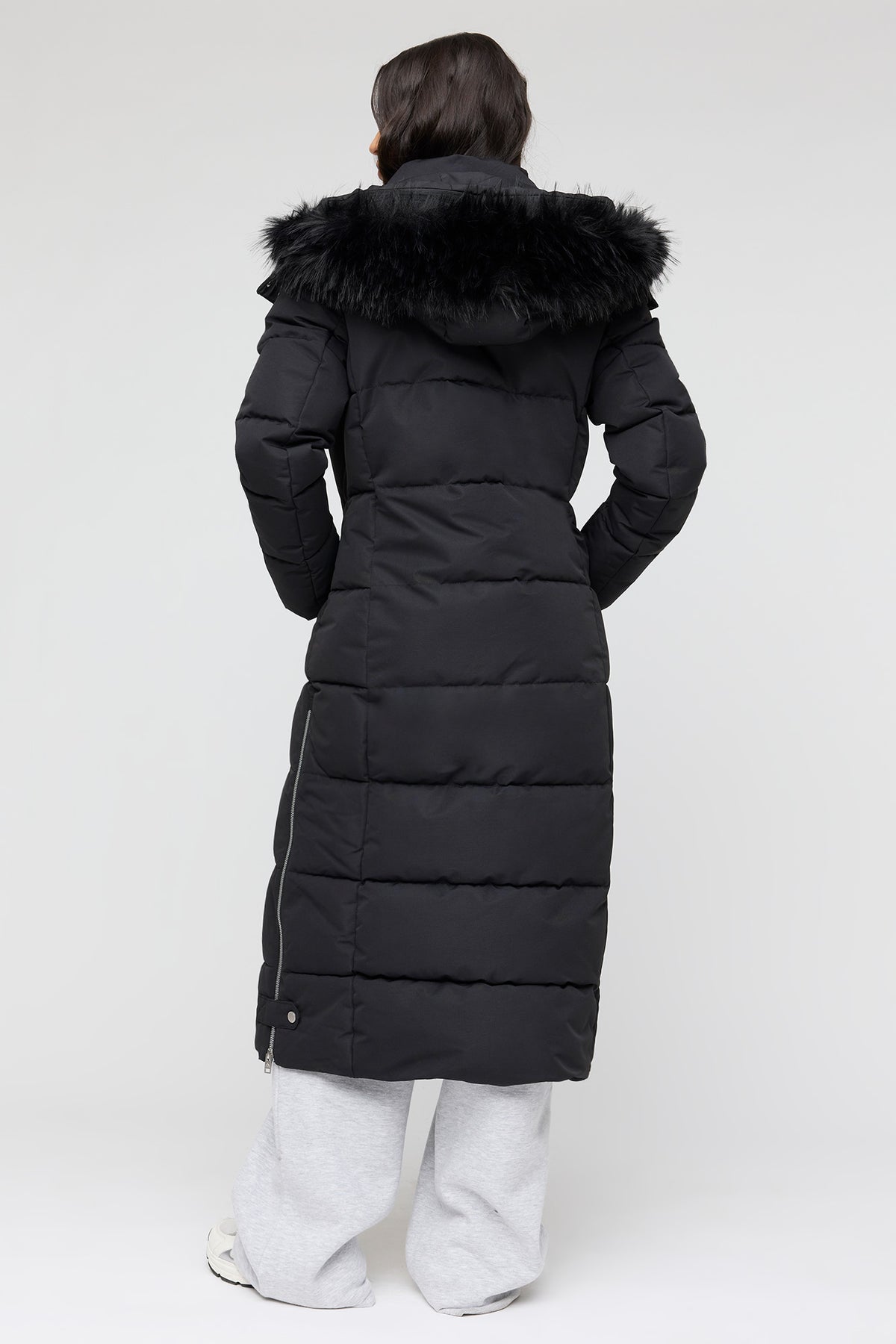 Vue alternative 3. Blouson bouffant maxi à imprimé City avec liséré de similifourrure
