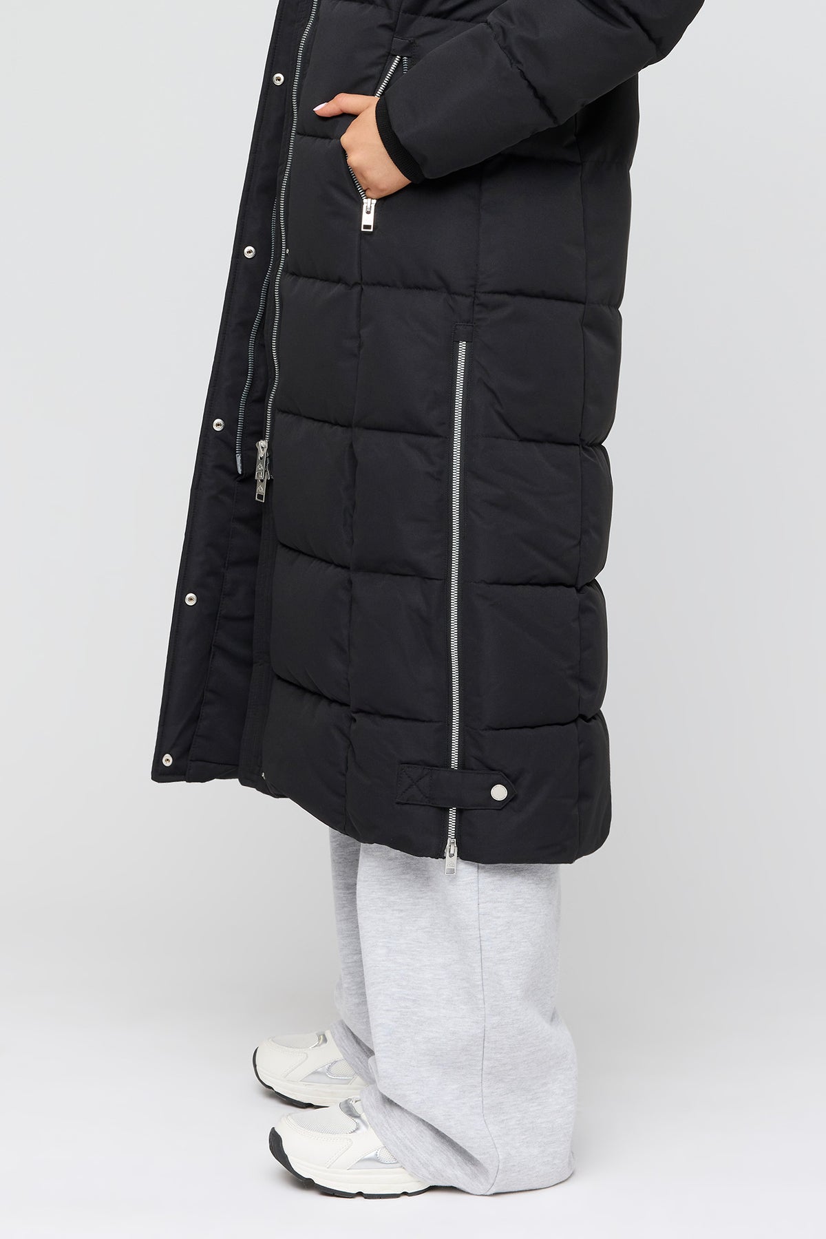 Vue alternative 5. Blouson bouffant maxi à imprimé City avec liséré de similifourrure