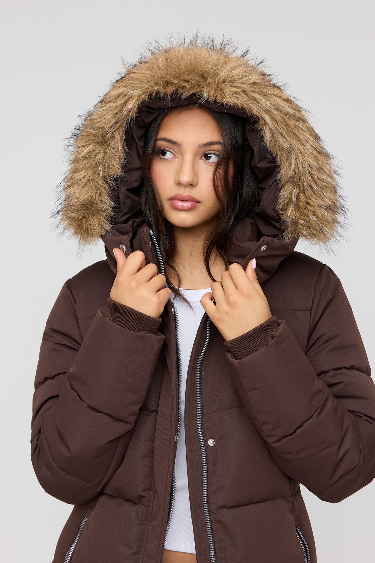 Vue alternative 4. Blouson bouffant maxi à imprimé City avec liséré de similifourrure