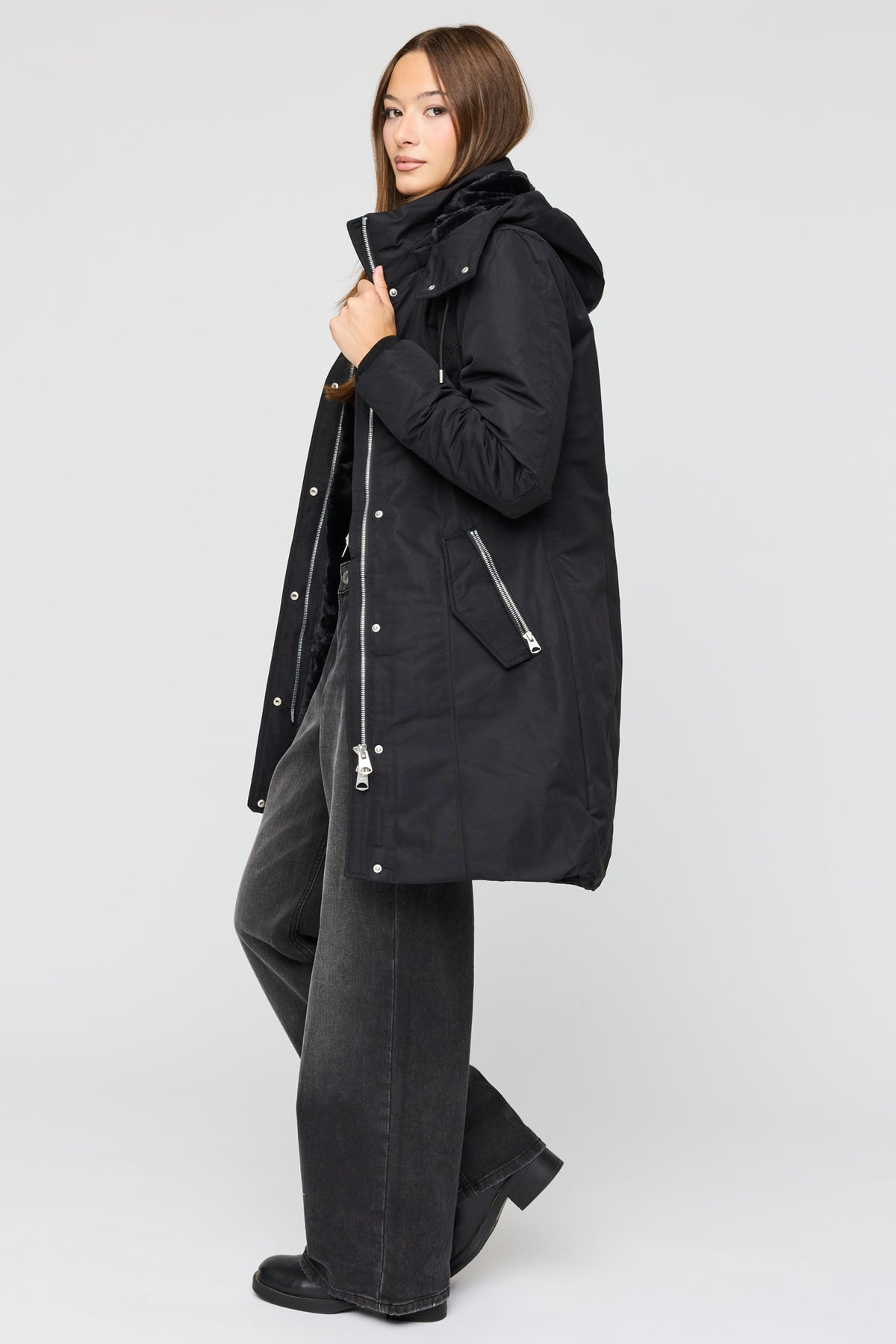 Vue alternative 2. Parka midi doublé de similifourrure