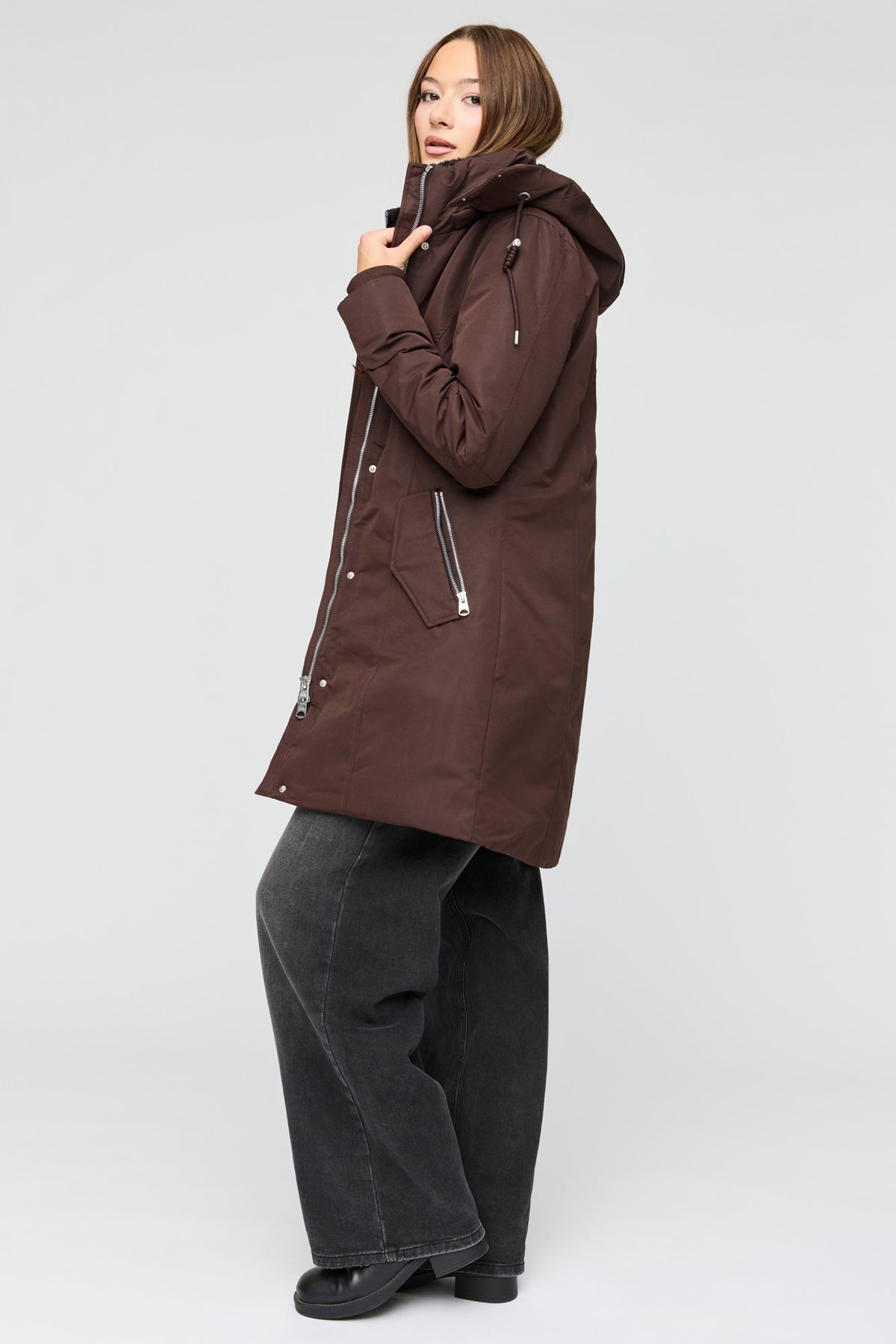 Vue alternative 2. Parka midi doublé de similifourrure