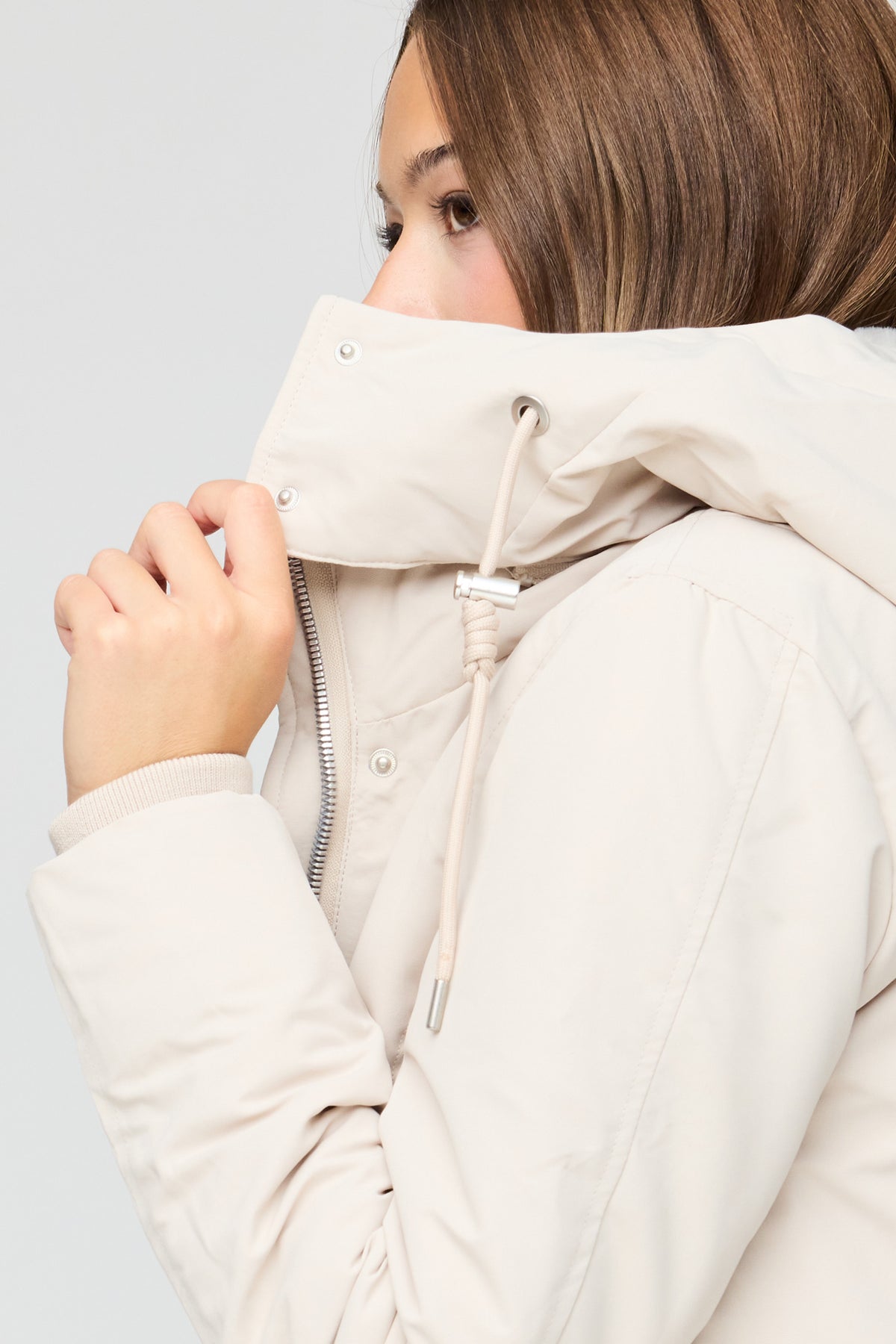 Vue alternative 4. Parka midi doublé de similifourrure