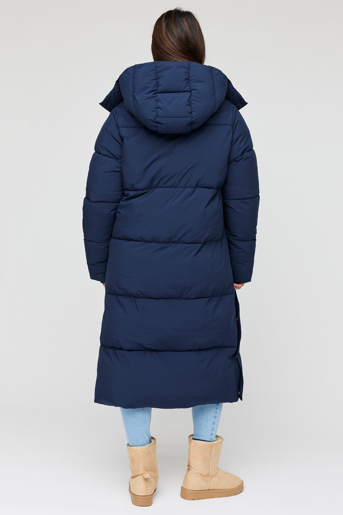 Alt View 3. All Day Maxi Puffer Jacket - Navy