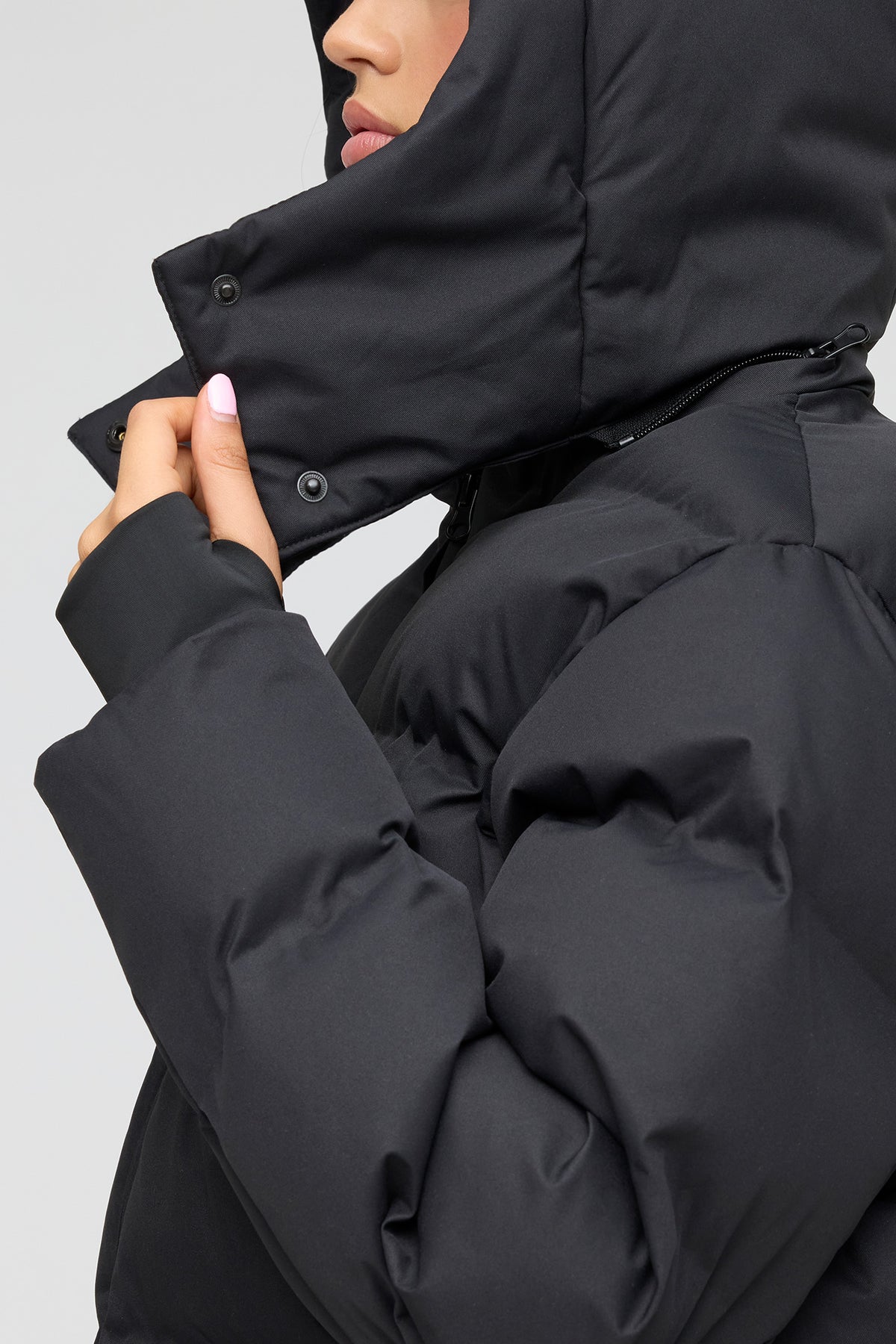 Alt View 4. Seamless Ski Puffer Jacket - Black