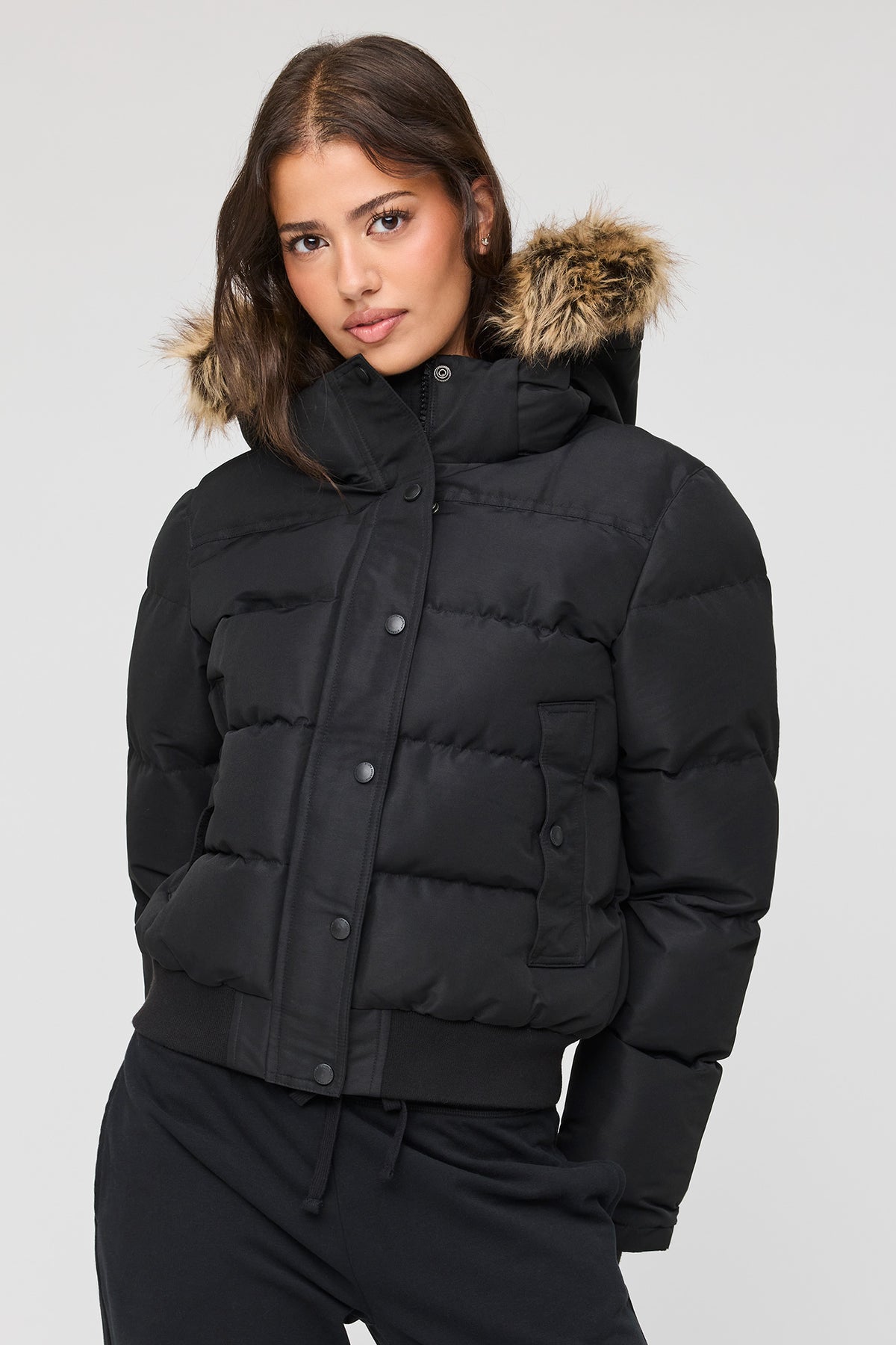 Blouson bouffant avec liséré de similifourrure