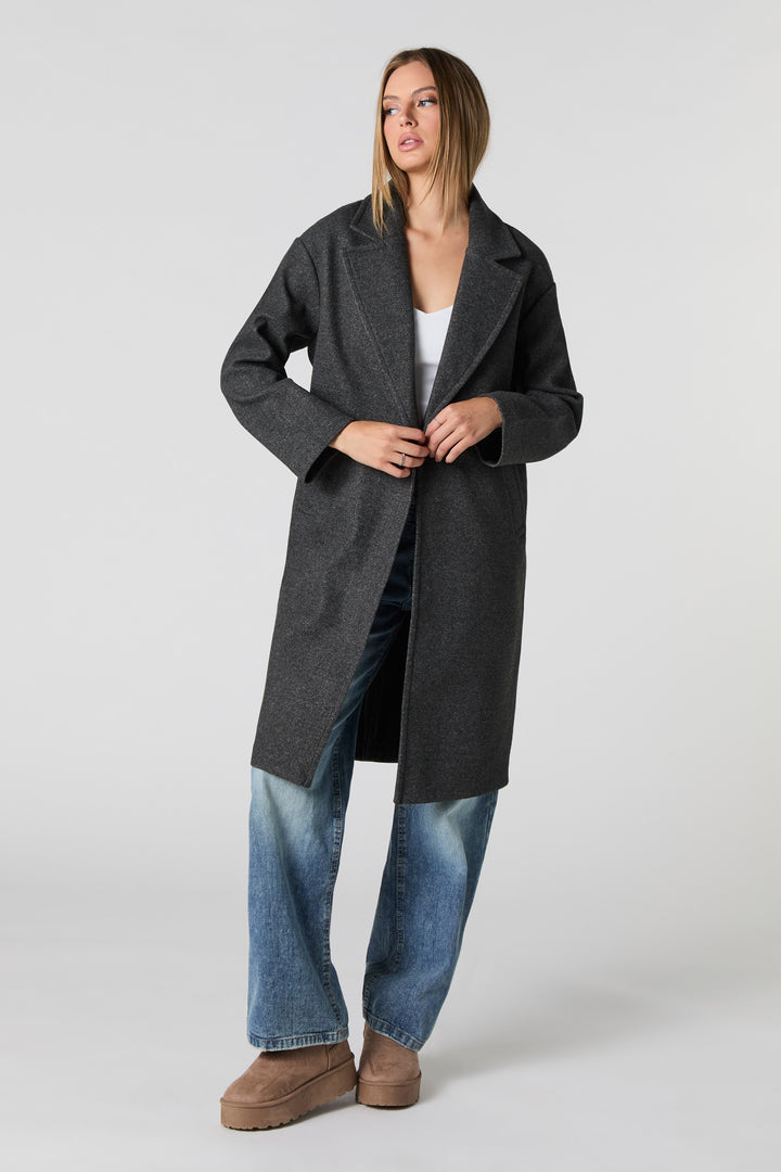 Manteau longueur midi à un bouton