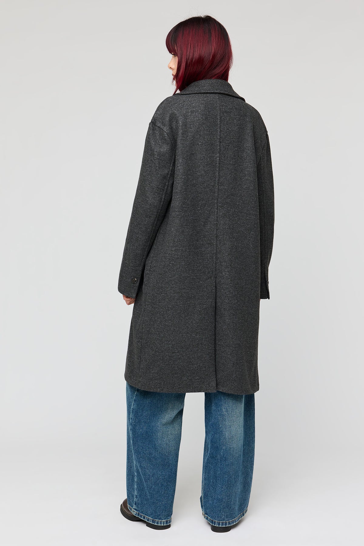 Vue alternative 3. Trench midi boutonné