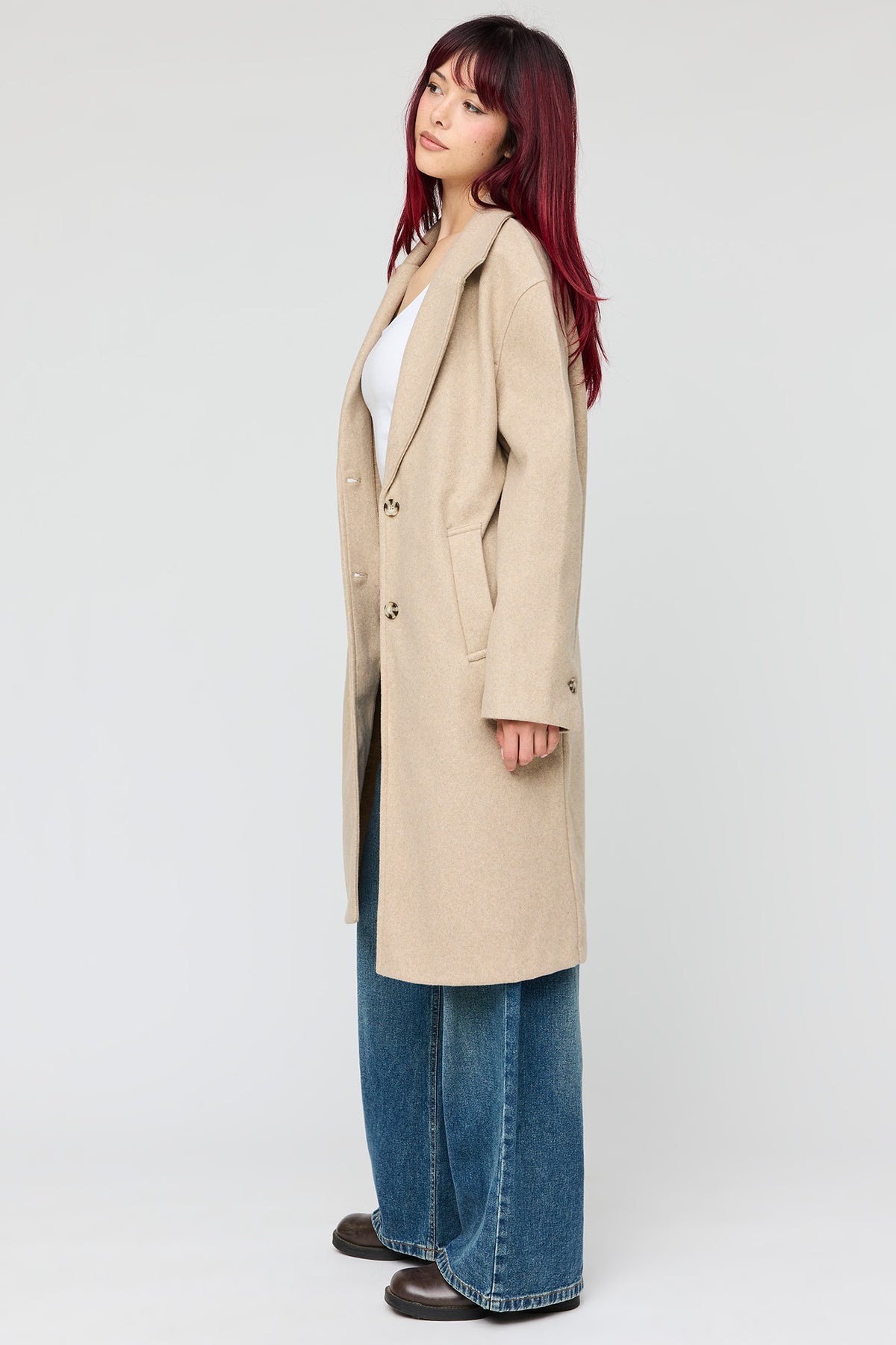 Vue alternative 2. Trench midi boutonné