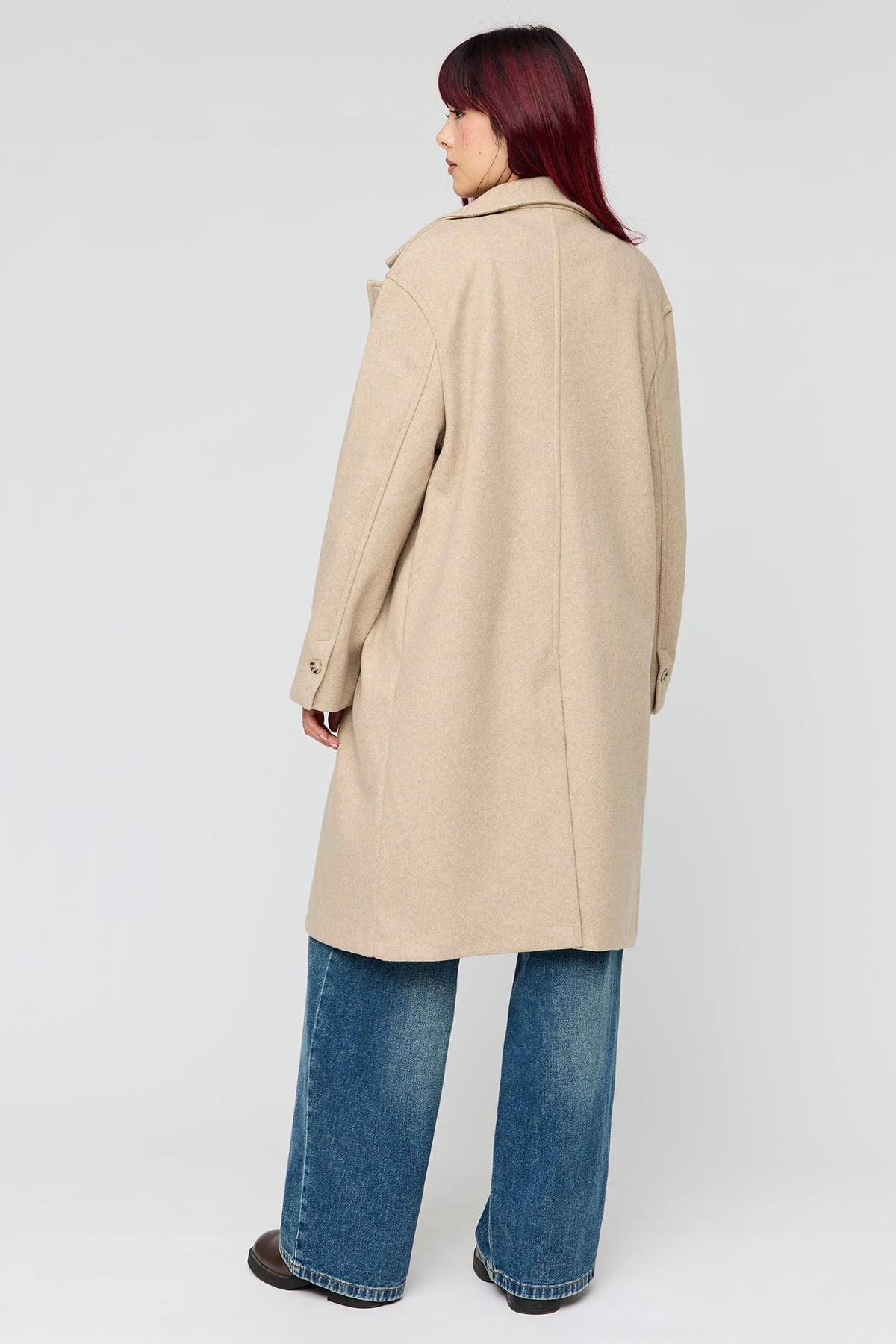 Vue alternative 3. Trench midi boutonné