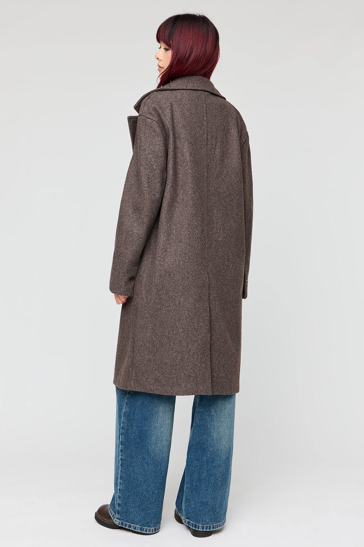 Vue alternative 3. Trench midi boutonné
