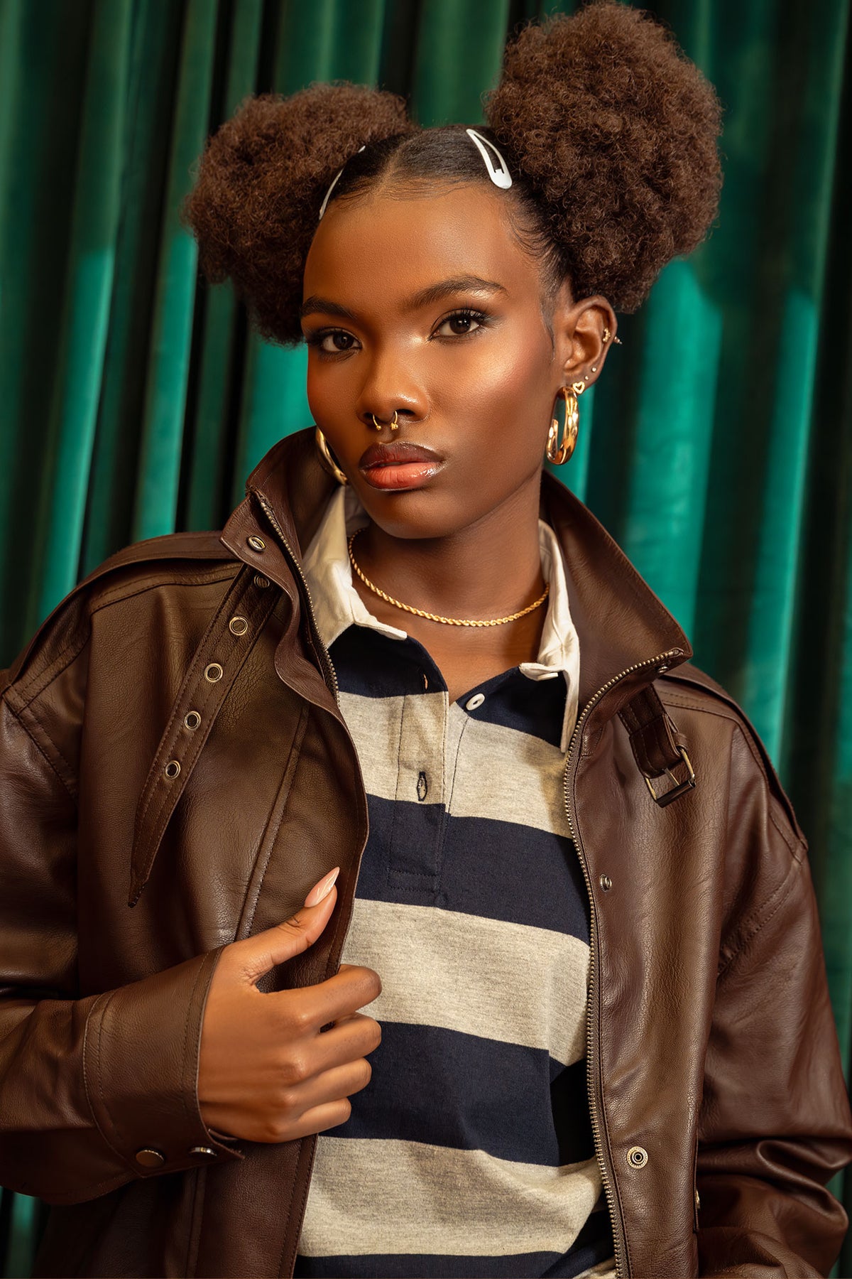 Vue alternative 2. Blouson aviateur en similicuir
