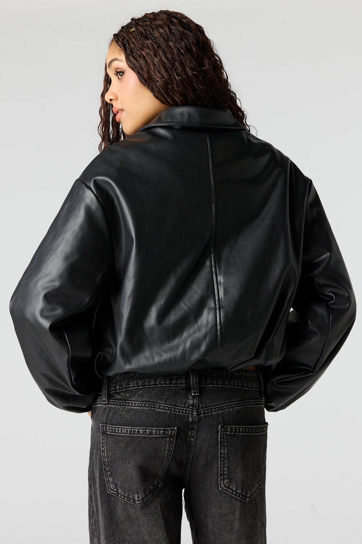 Vue alternative 2. Blouson aviateur en similicuir