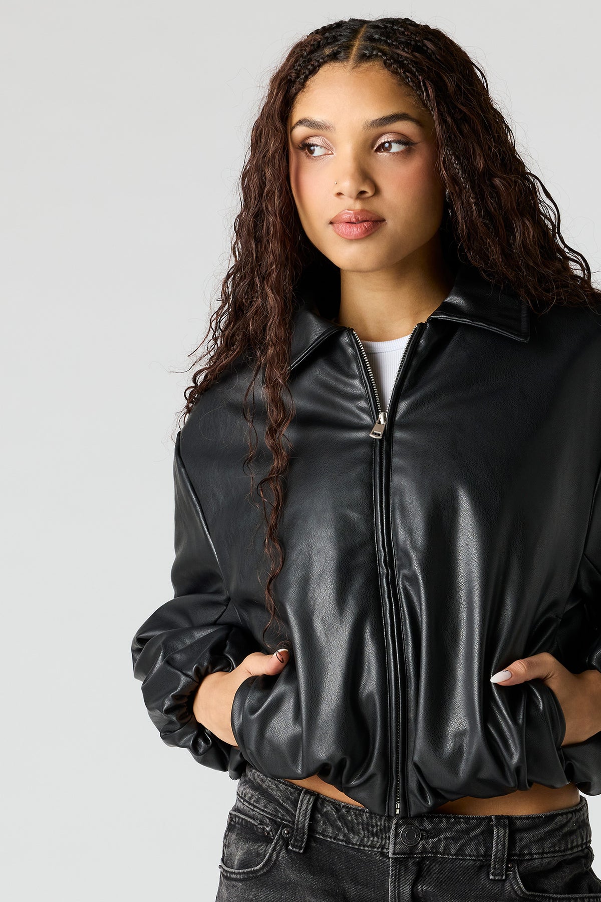Vue alternative 4. Blouson aviateur en similicuir