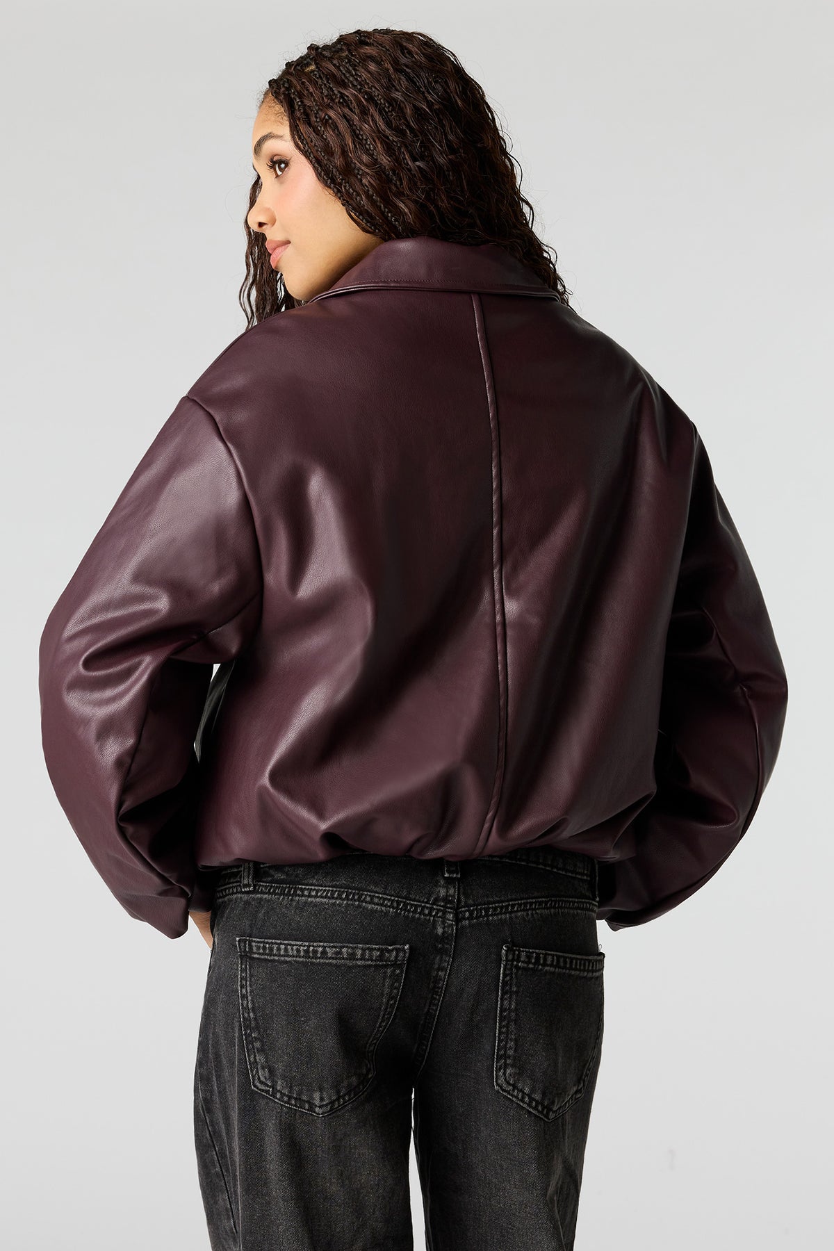 Vue alternative 2. Blouson aviateur en similicuir