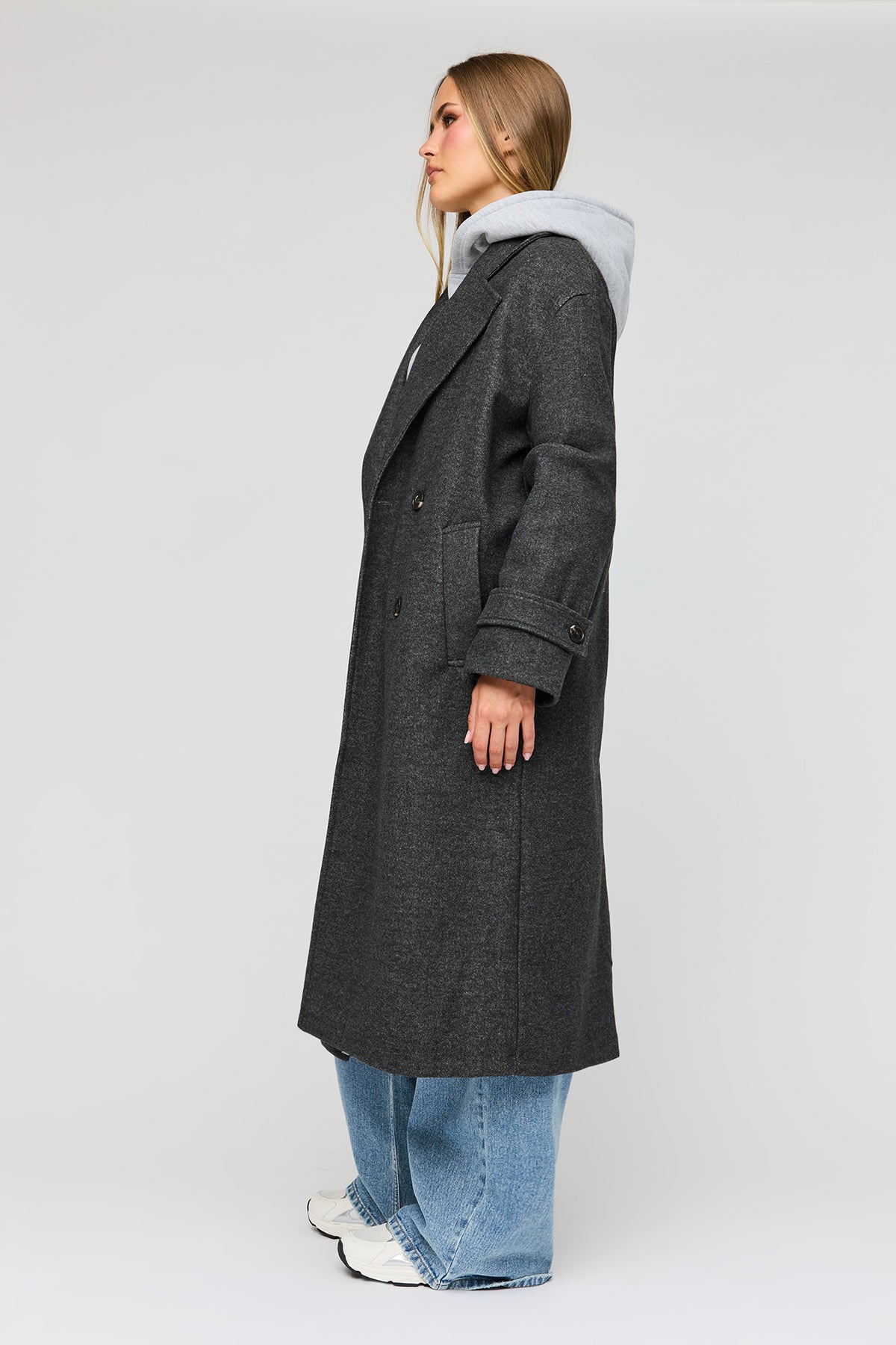 Vue alternative 2. Trench midi à double boutonnage