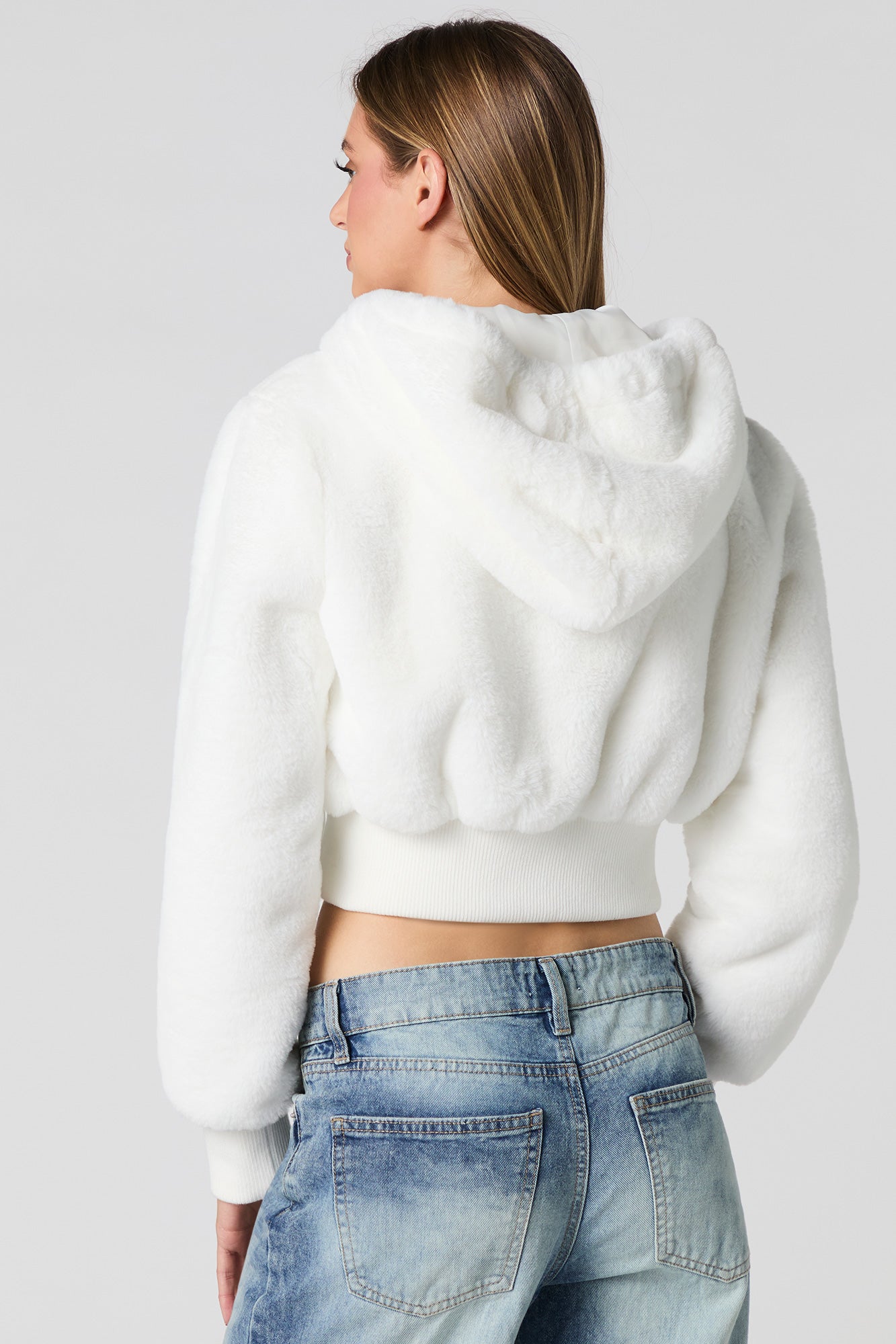 Chikashitsu +hooded cropped fur blouson Faux-Fur Zip-Up Cropped