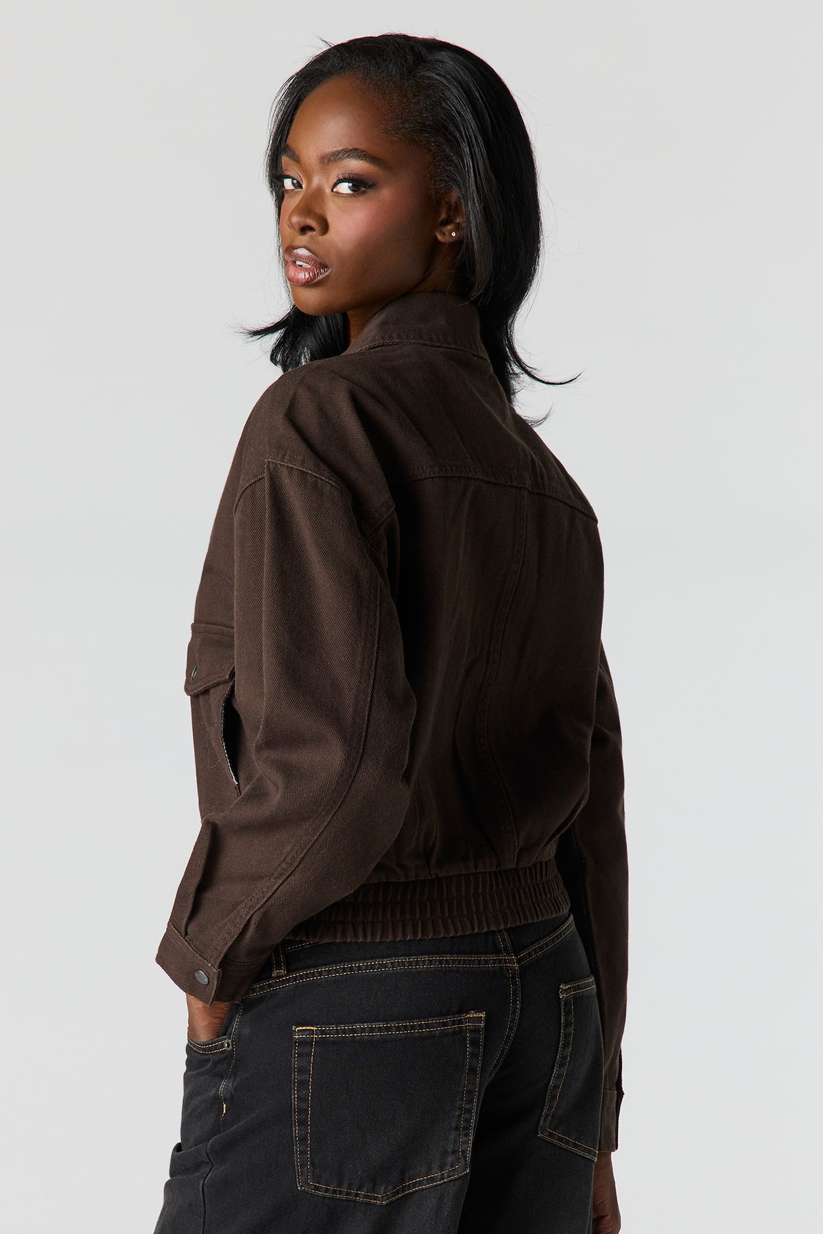 Vue alternative 2. Blouson avec col