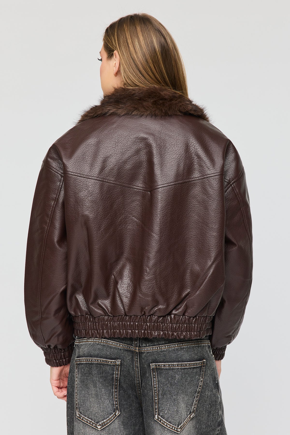 Alt View 2. Oversized Faux Leather Bomber Jacket - Brown
