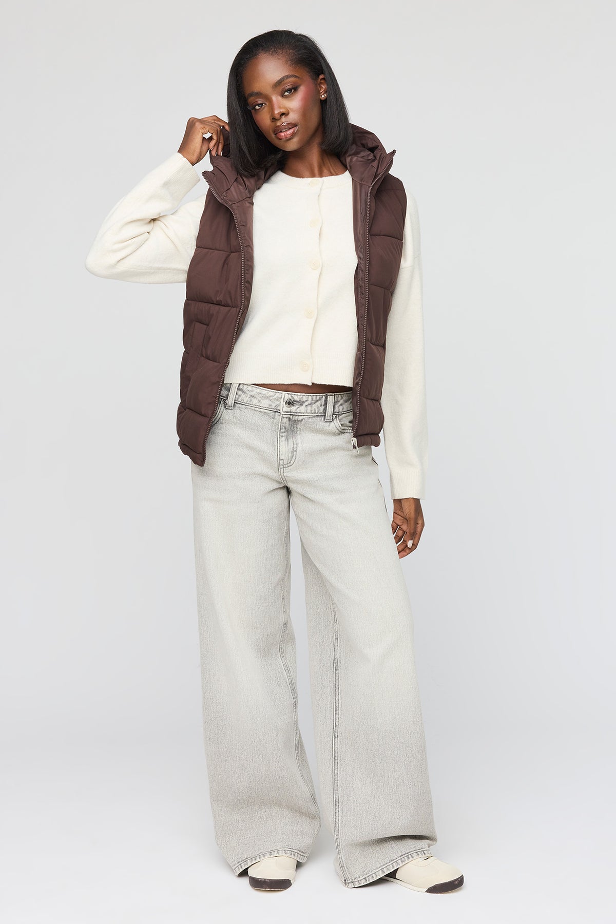 Alt View 3. Hooded Puffer Vest - Brown