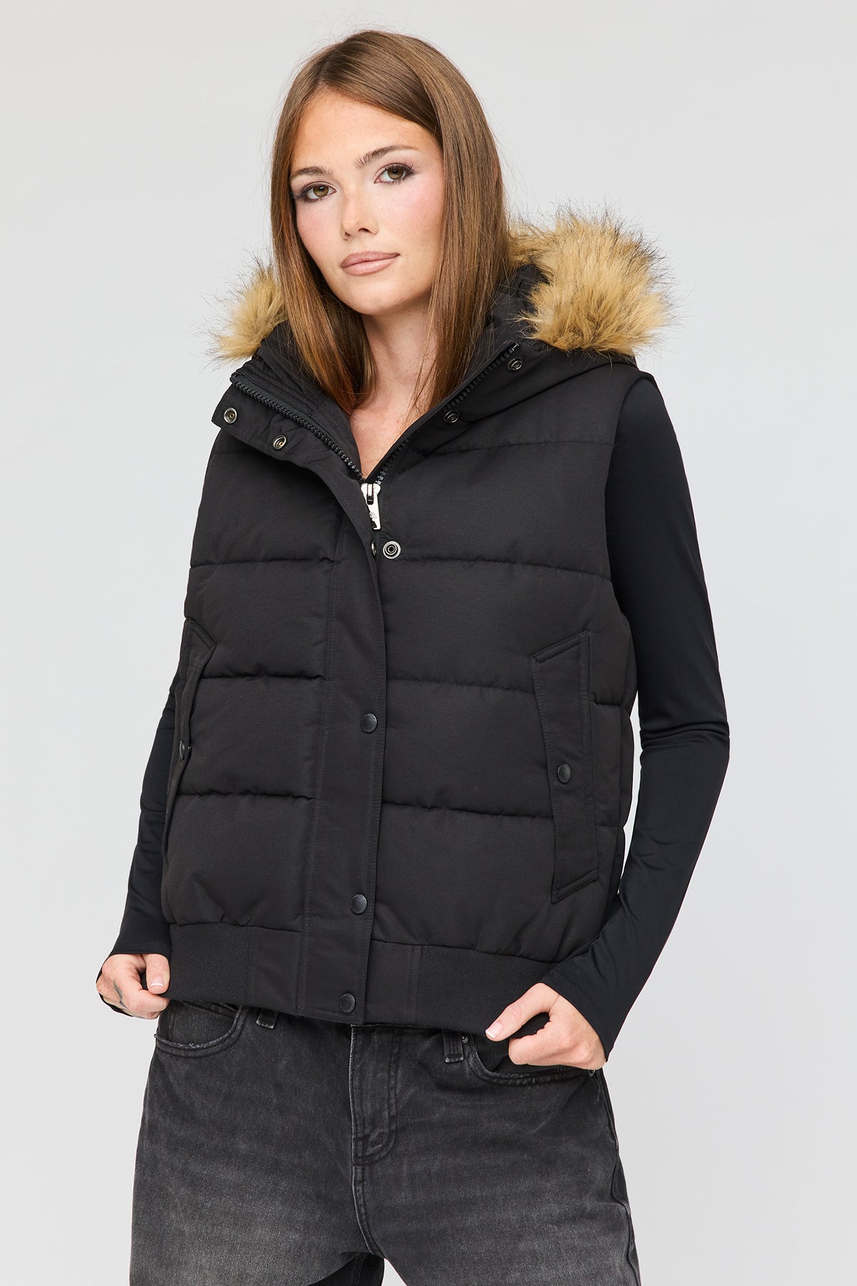 Veste bouffante avec liséré de similifourrure