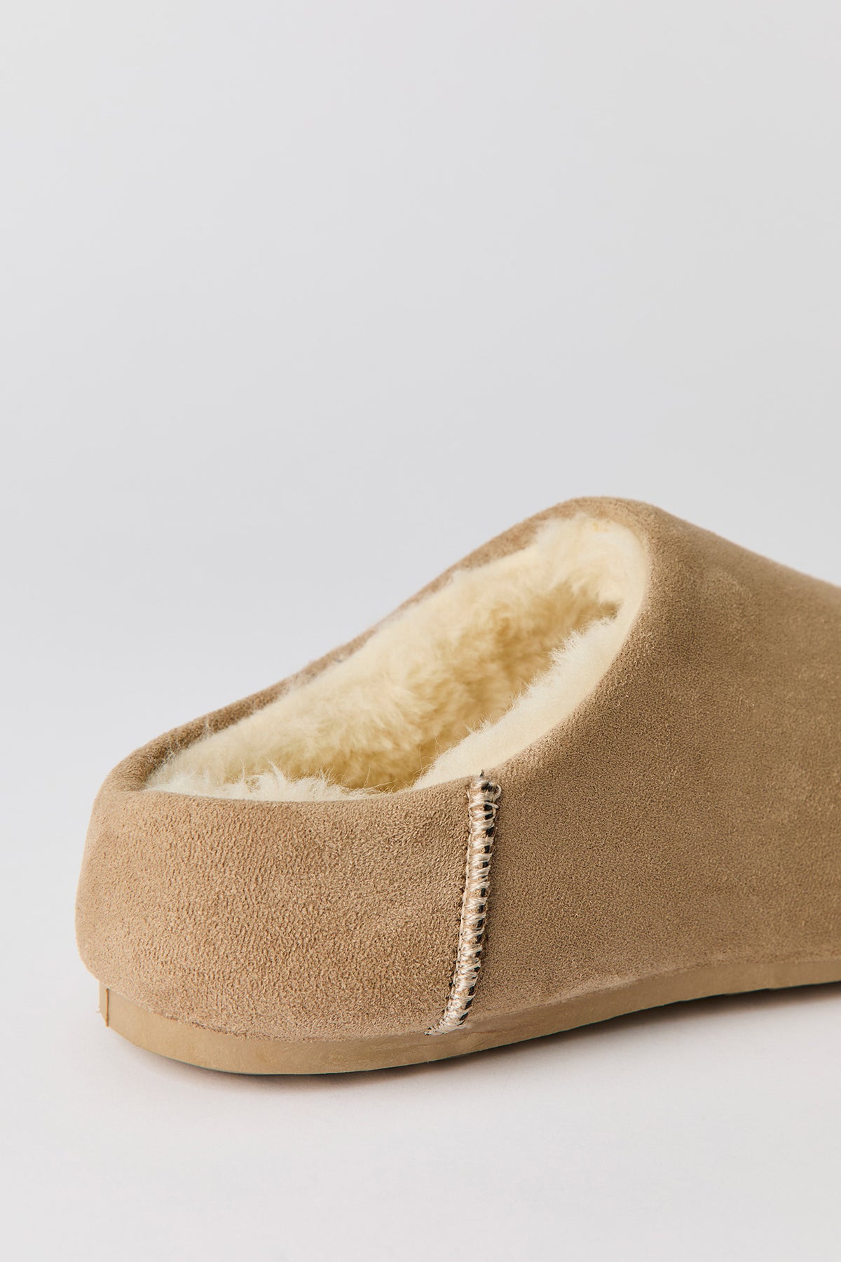 Alt View 3. Faux Fur Lined Clogs - Natural