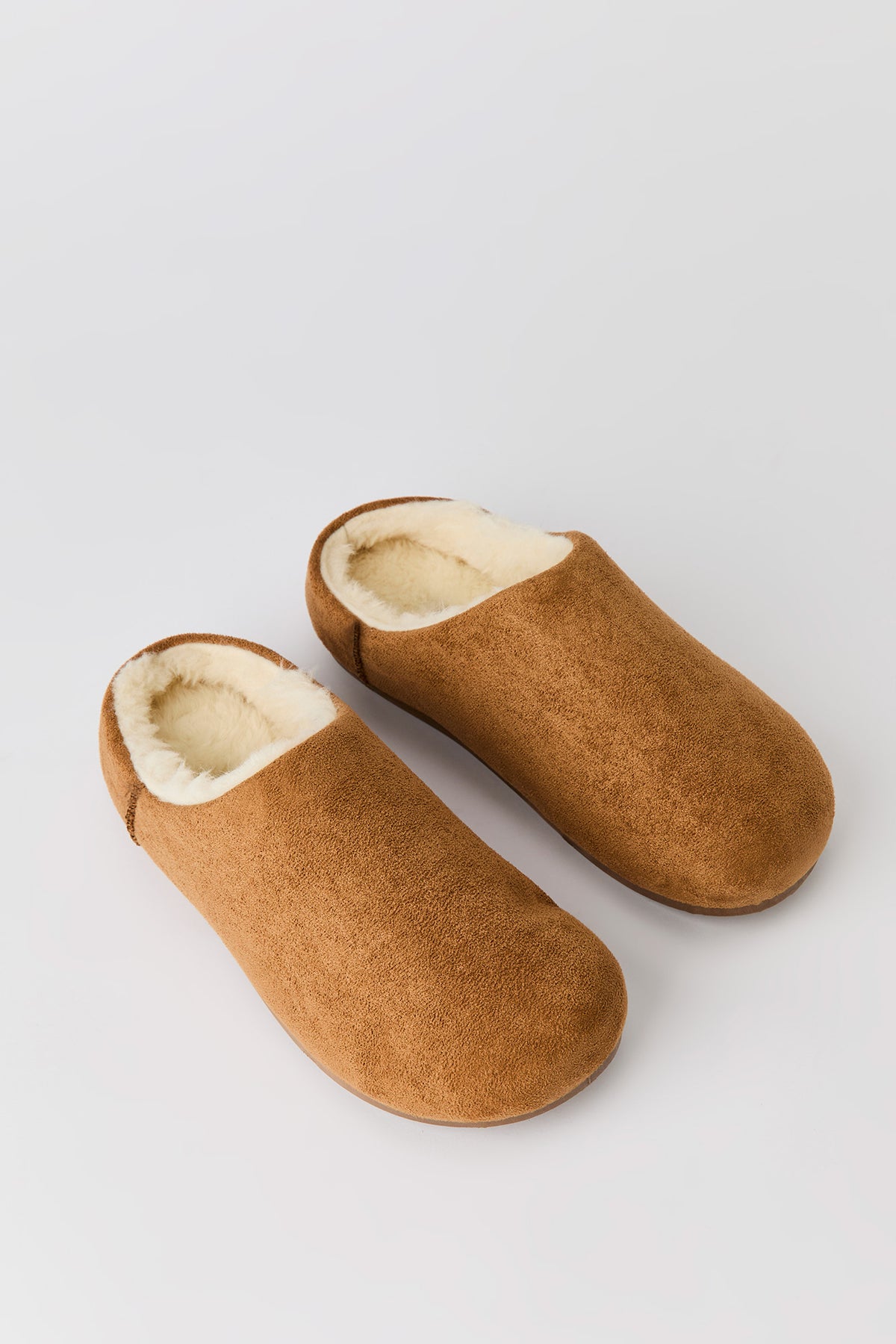 Alt View 2. Faux Fur Lined Clogs - Tan