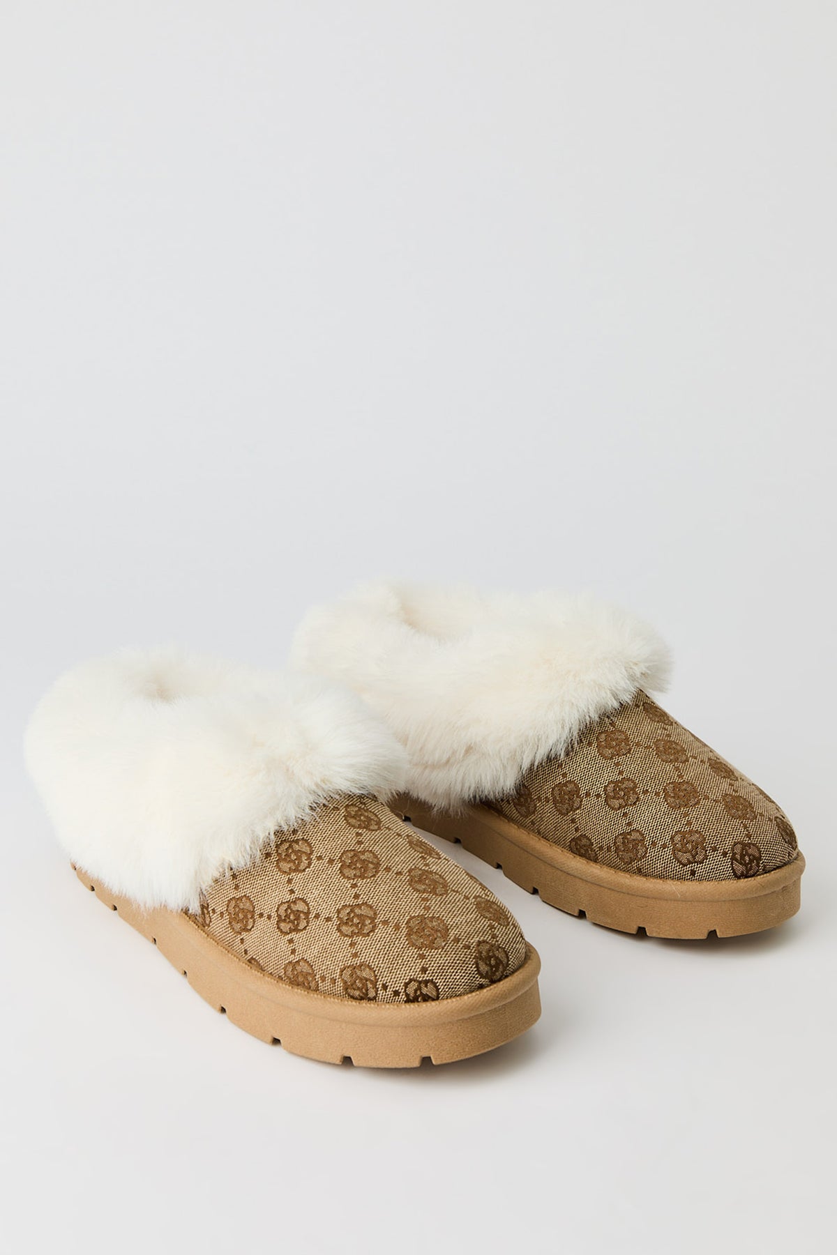 Alt View 2. Faux Fur Patterned Slipper Booties - Tan